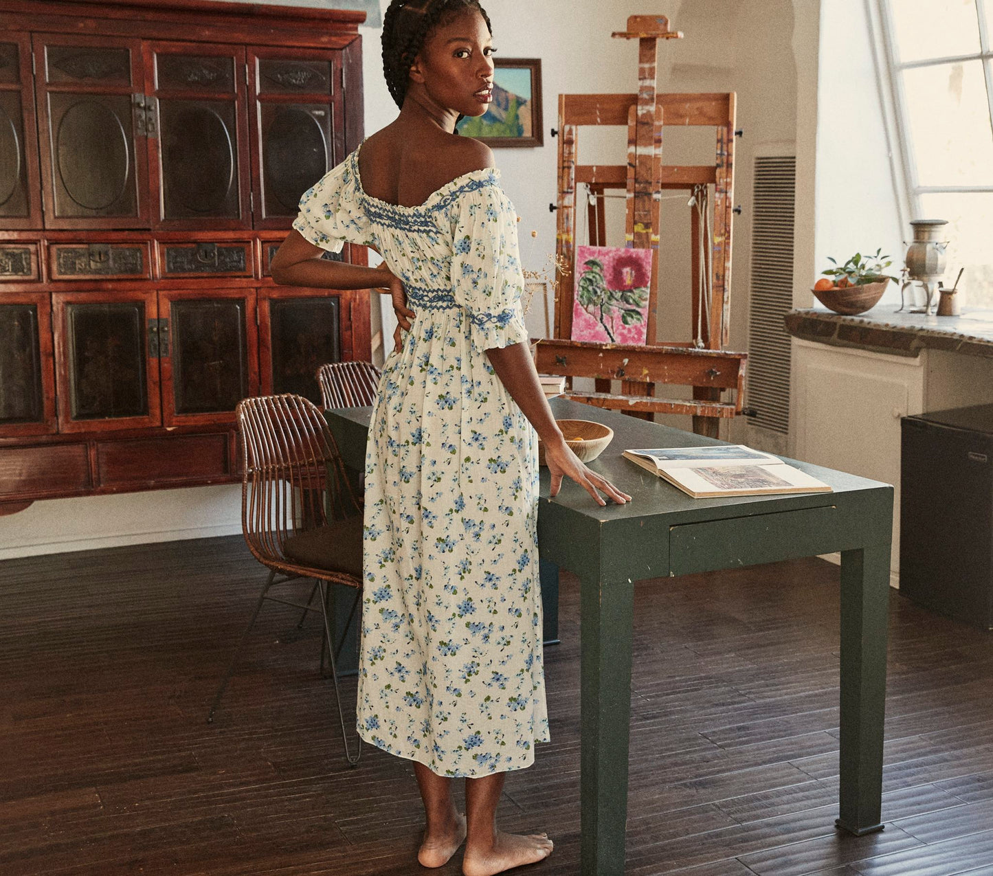 HMD -- ECLIPSE NIGHTGOWN -- BLUE PRIMROSE FLORAL