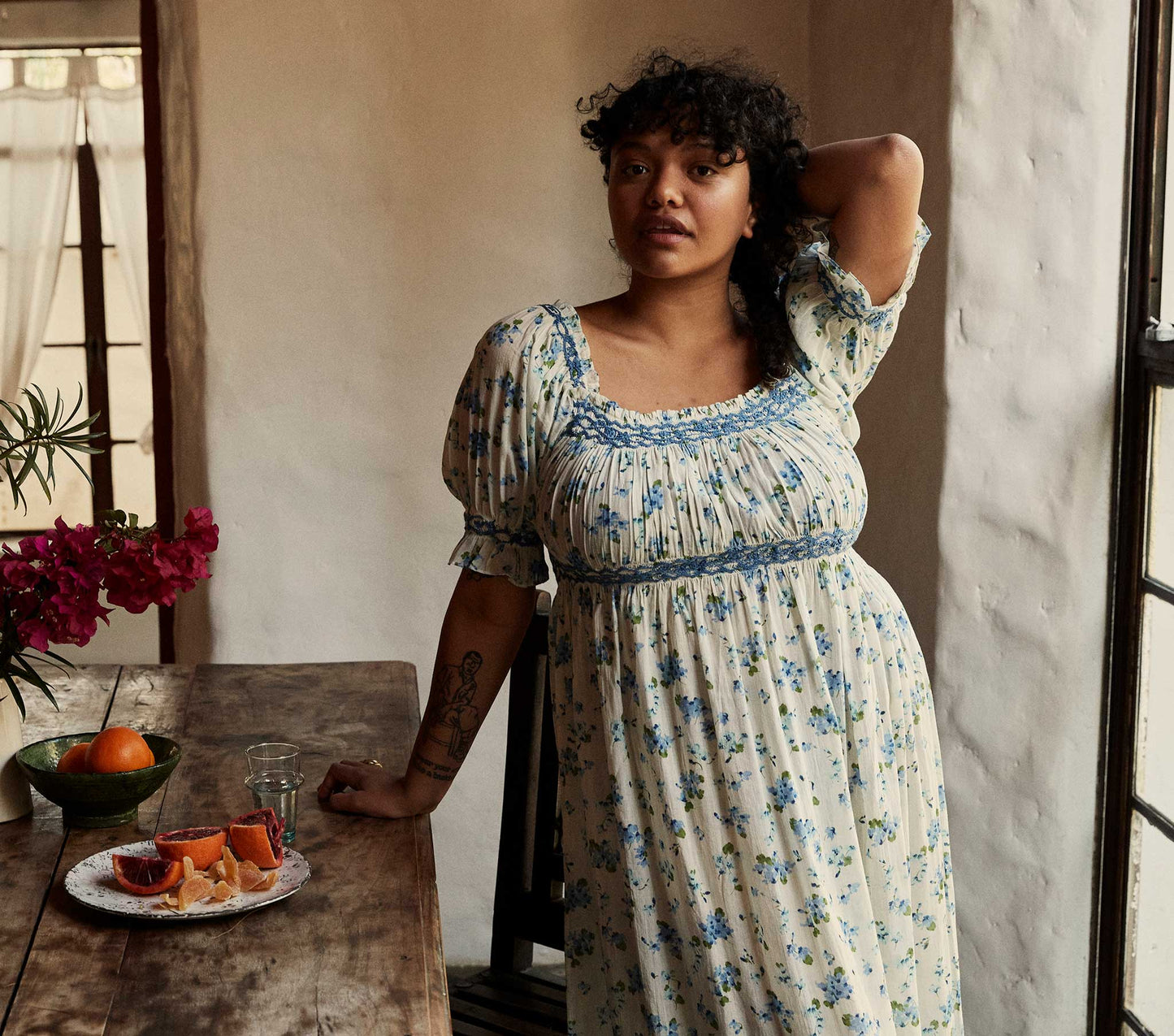 HMD -- ECLIPSE NIGHTGOWN -- BLUE PRIMROSE FLORAL