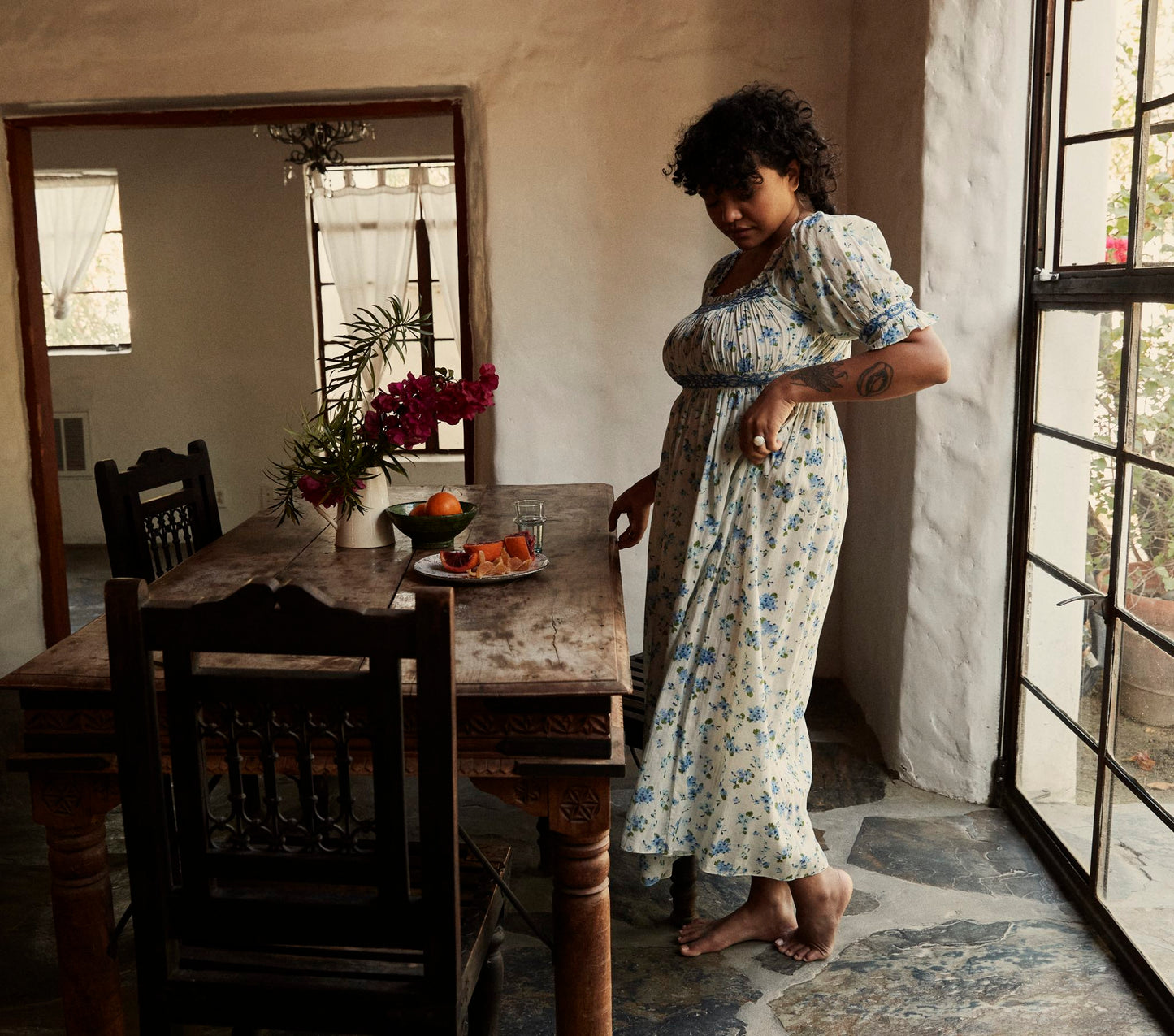 HMD -- ECLIPSE NIGHTGOWN -- BLUE PRIMROSE FLORAL