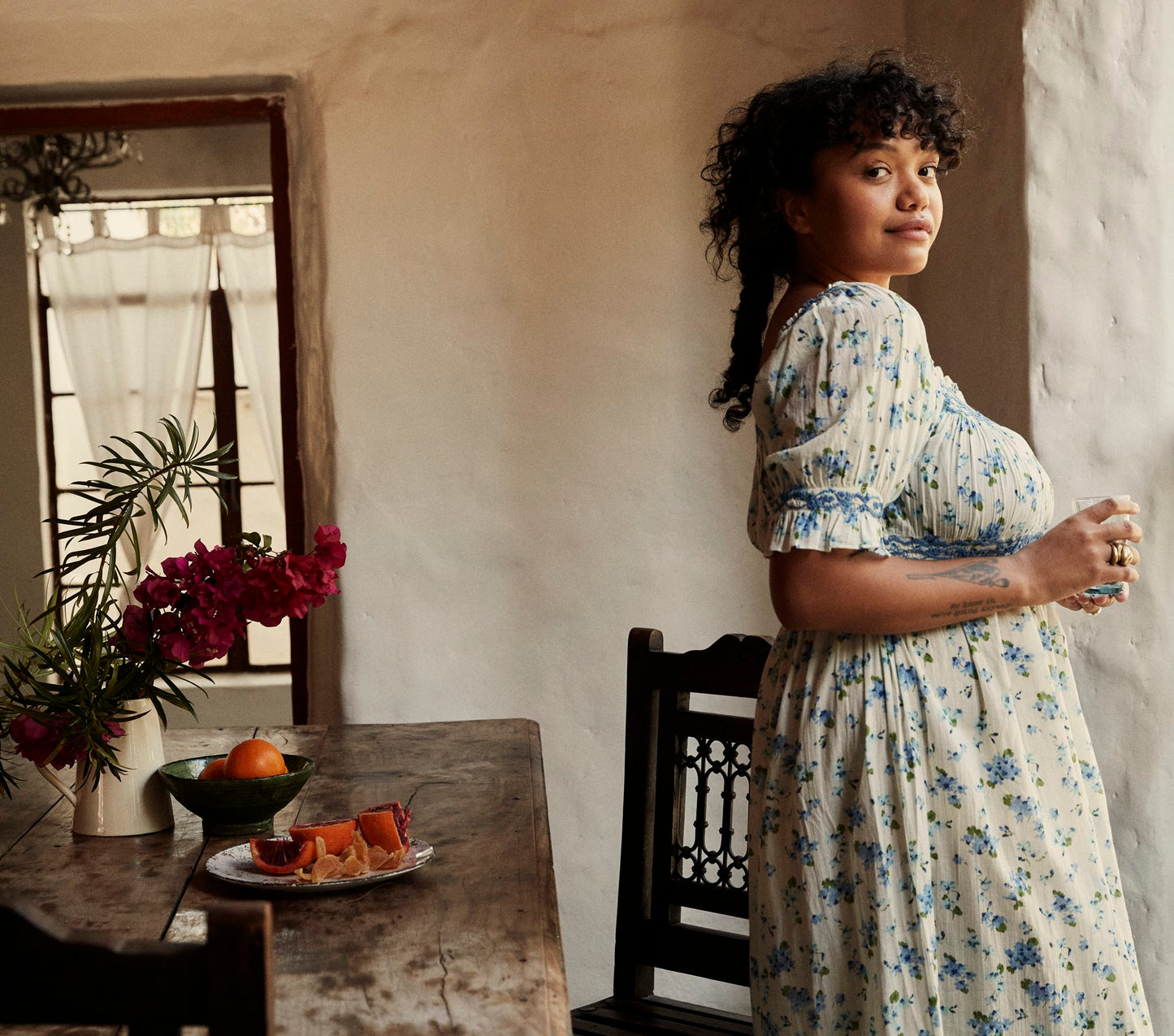 HMD -- ECLIPSE NIGHTGOWN -- BLUE PRIMROSE FLORAL