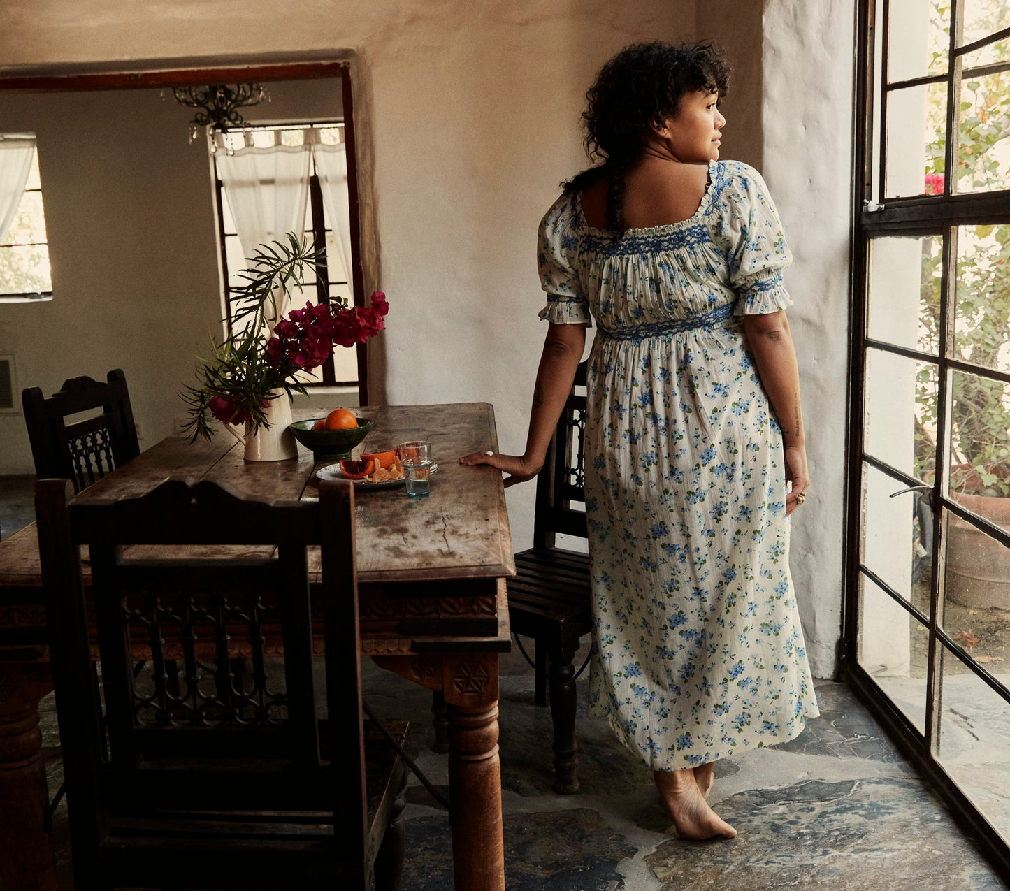 HMD -- ECLIPSE NIGHTGOWN -- BLUE PRIMROSE FLORAL