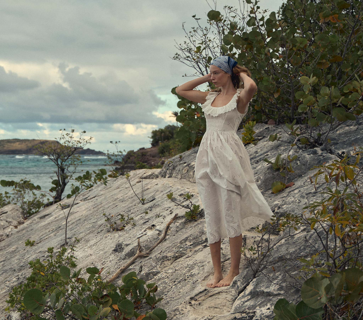 HMD -- FARAH DRESS -- SALT