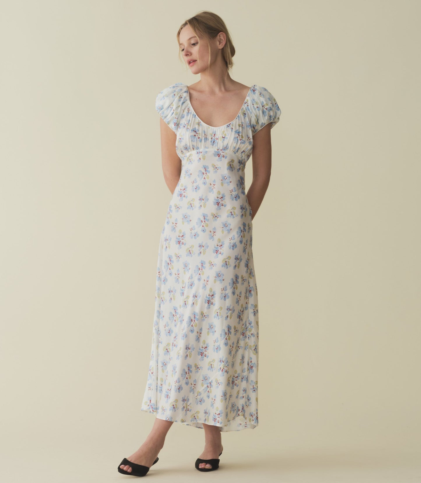 HMD -- FLORENCIA DRESS -- BLEU FROLICKING FLORAL