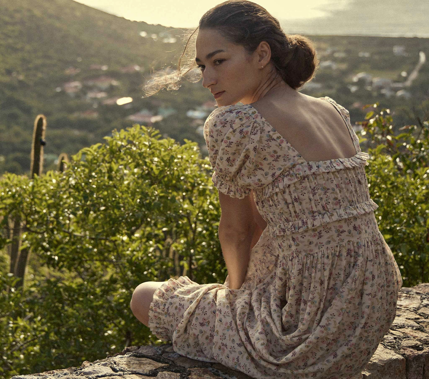 HMD -- GIA DRESS -- FEATHERED FLORAL