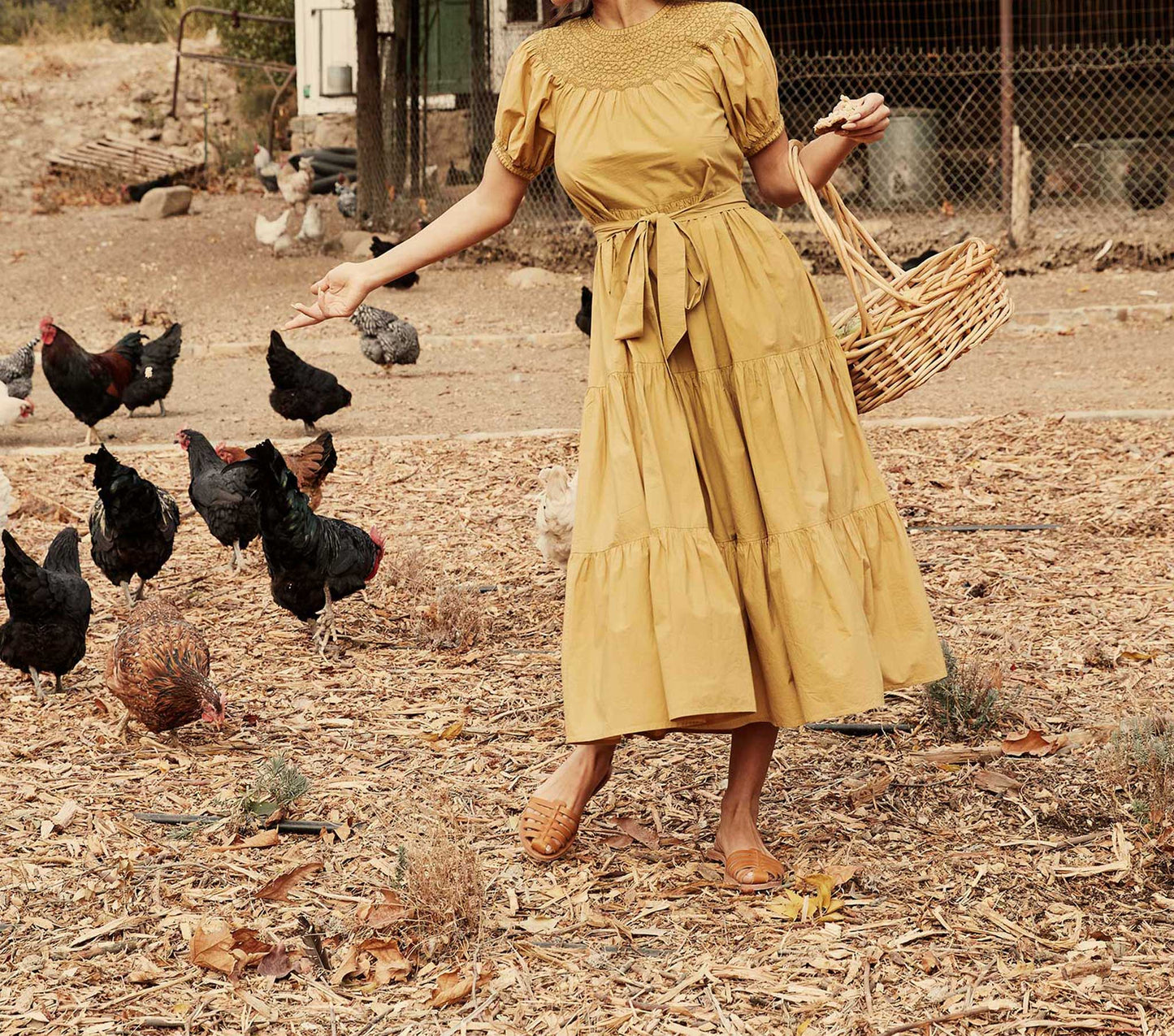 HMD -- GILDA DRESS -- WHEAT