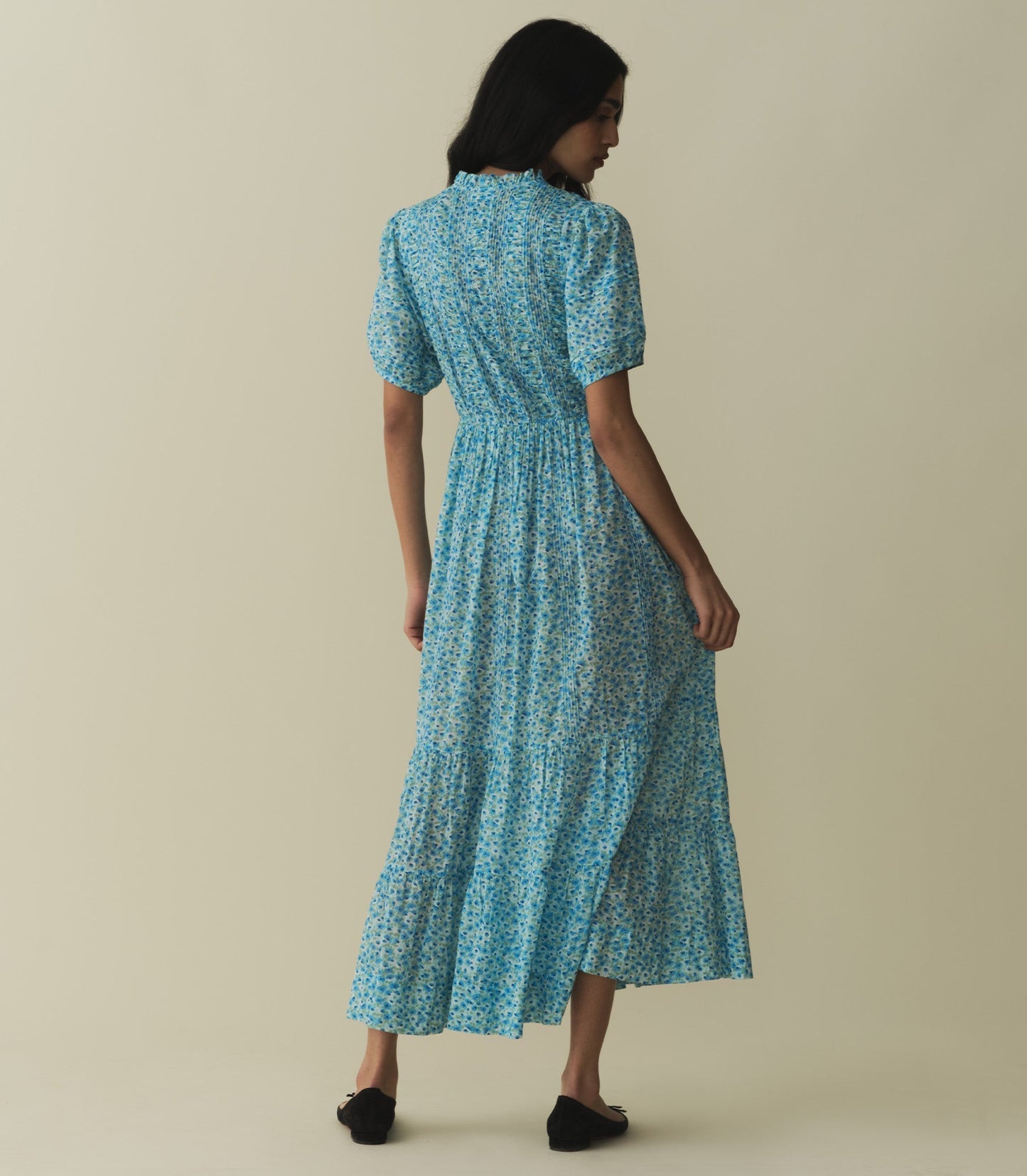 HMD -- HALEIGH DRESS -- BLEU DAISY FIELDS