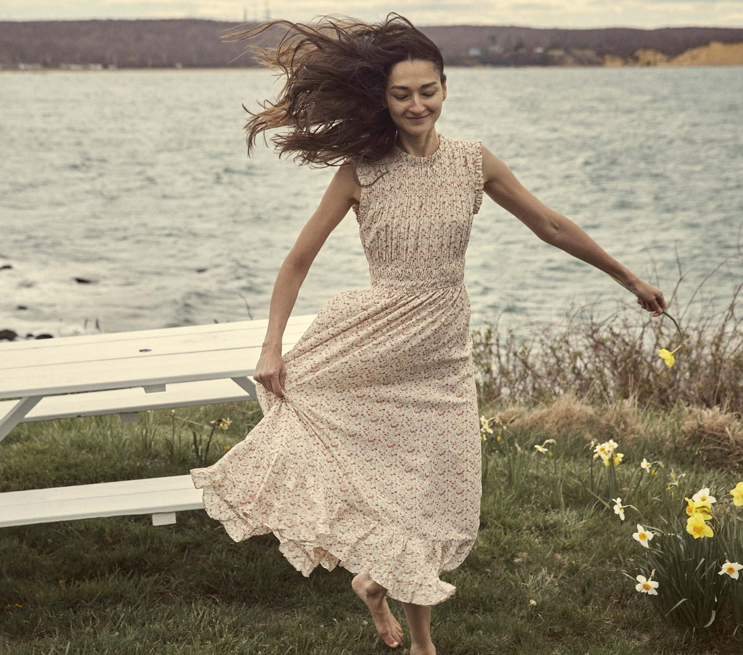 HMD -- HOLLIS DRESS -- SUNSHINE MEADOW FLORAL