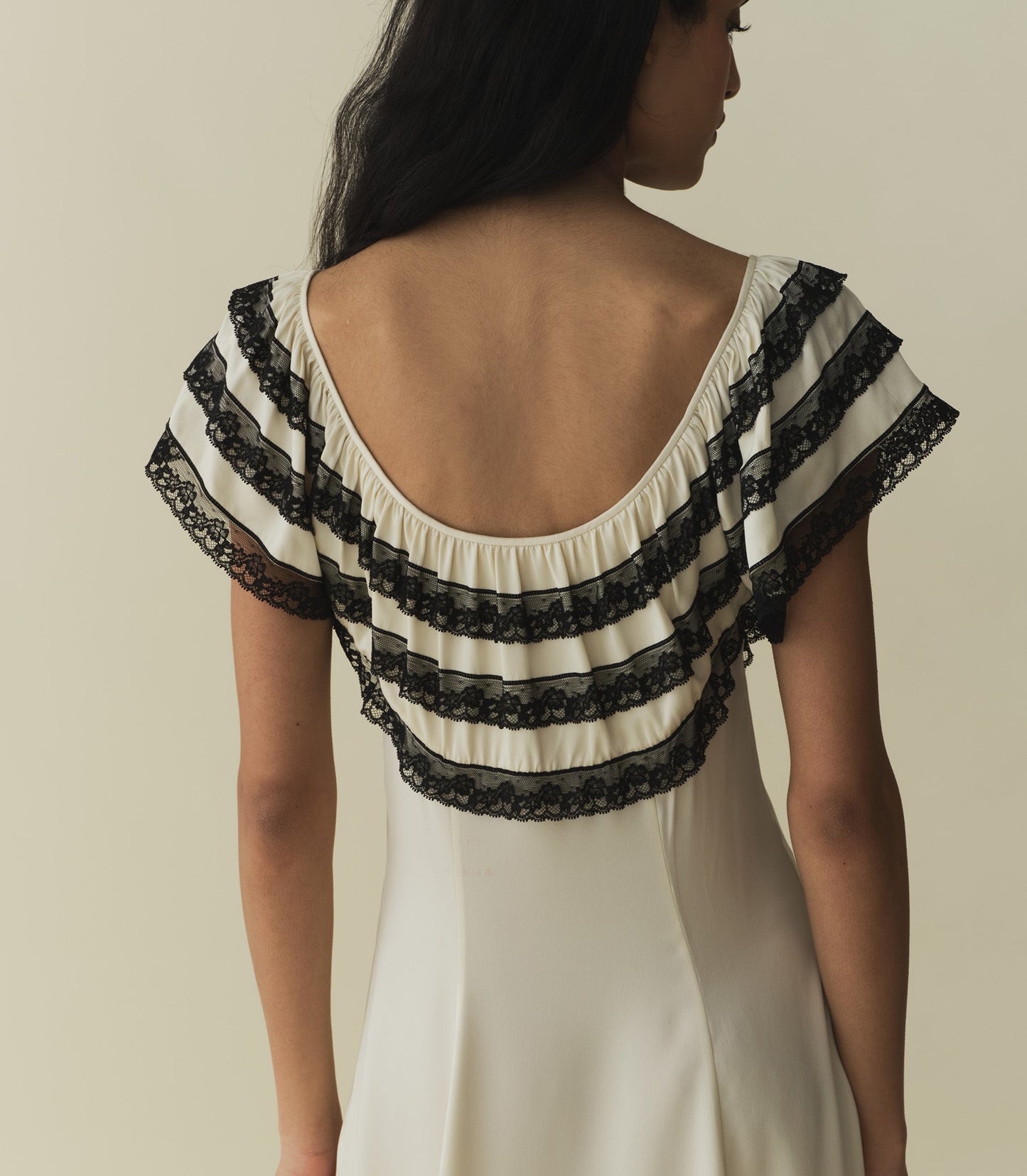 HMD -- JESSICA DRESS -- MAGNOLIA