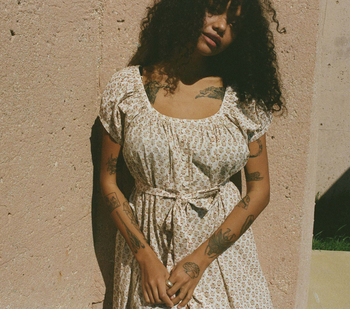 HMD -- JOCELINA DRESS -- SPRING ELDERBERRY FLORAL