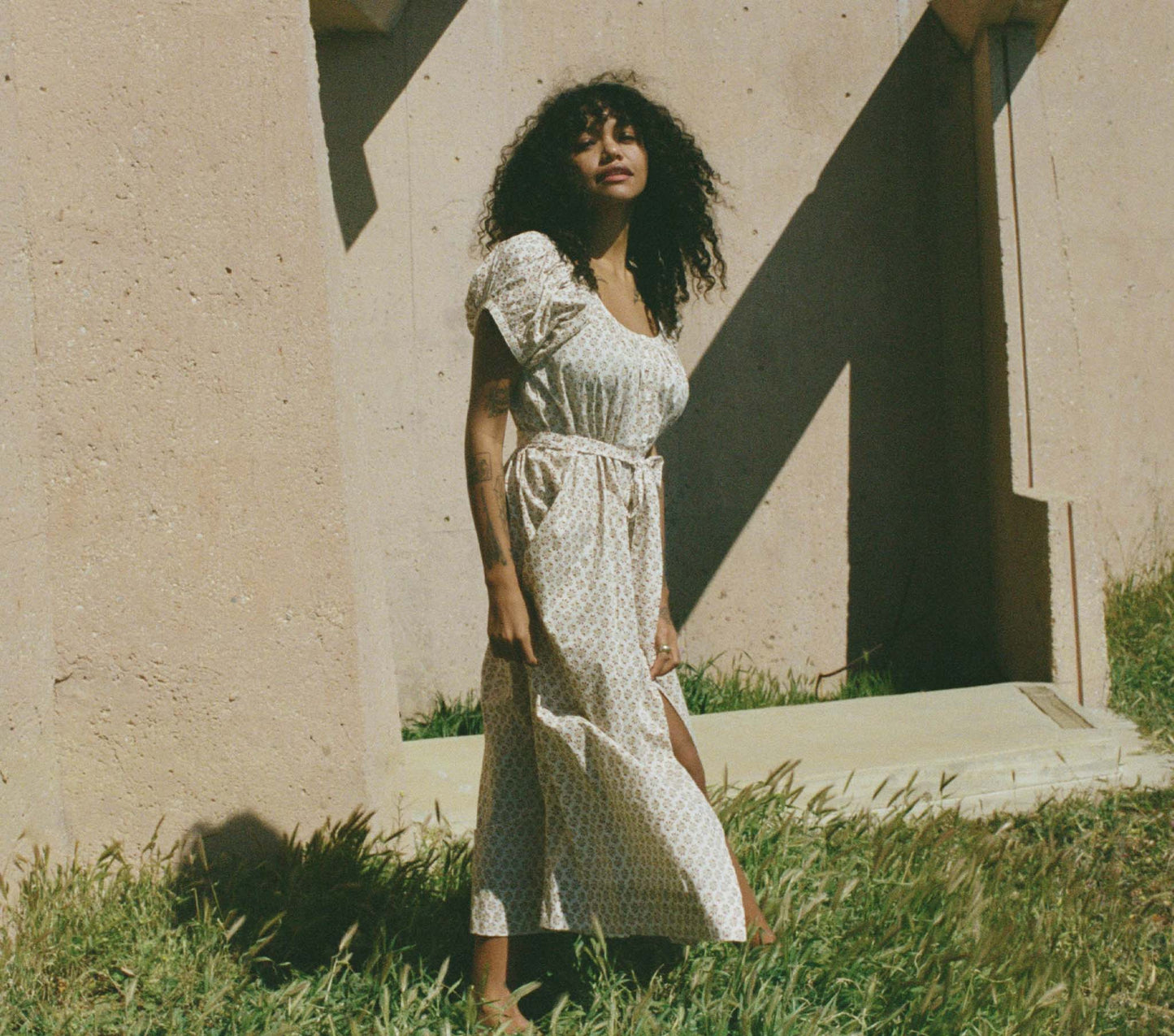 HMD -- JOCELINA DRESS -- SPRING ELDERBERRY FLORAL