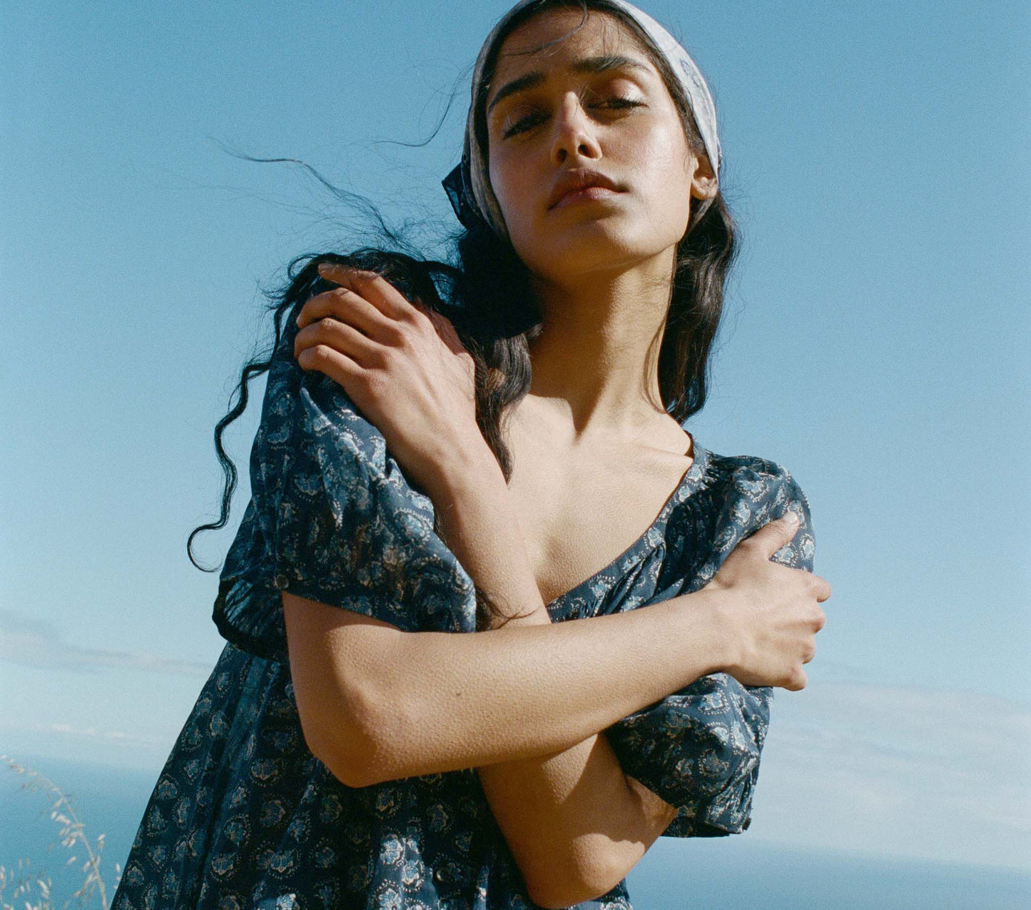 HMD -- JOSETTE DRESS -- BLEU BEDFORD PAISLEY