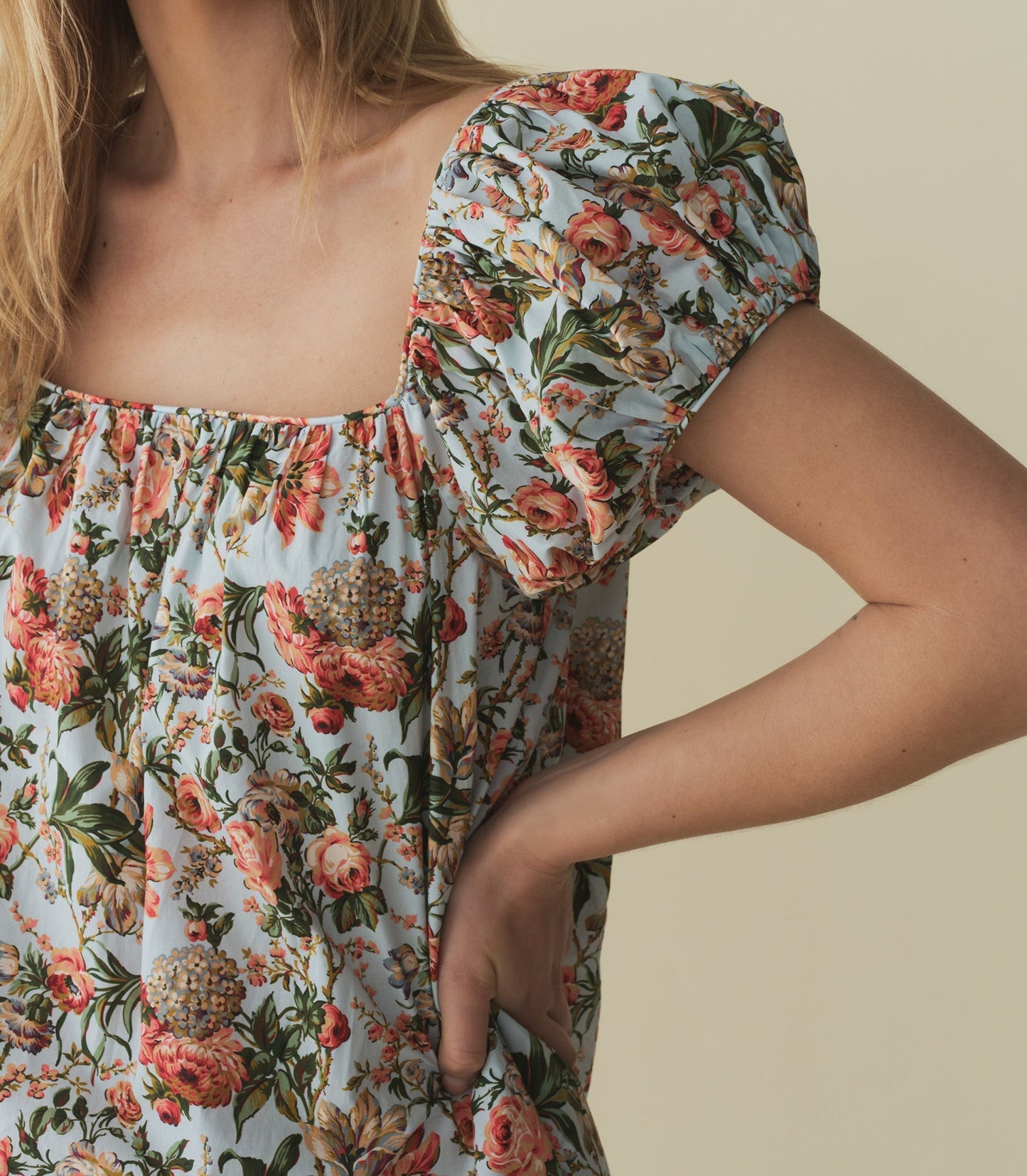 HMD -- JULIE DRESS -- CALICO GARDEN