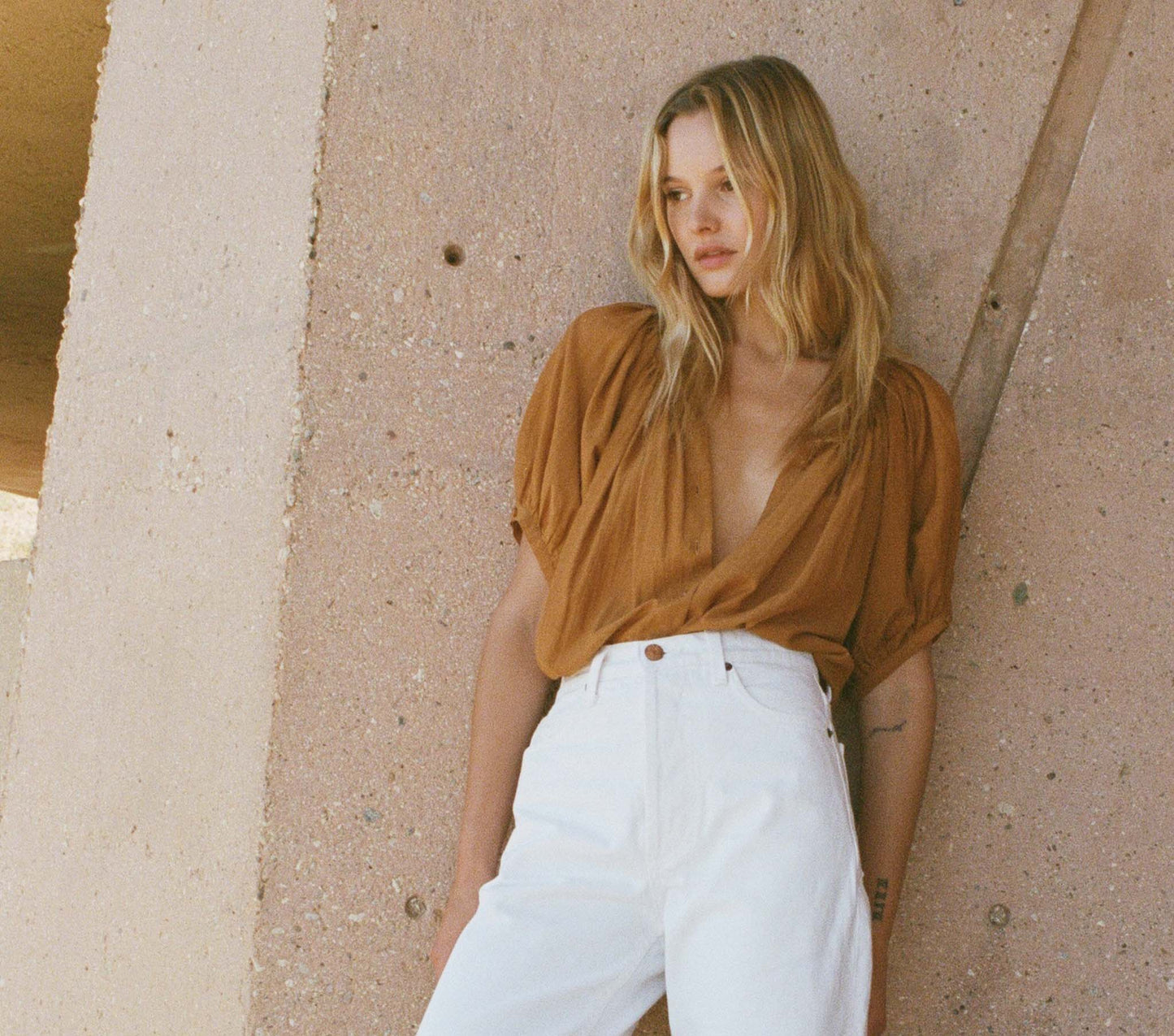 HMD -- JUNE TOP -- FOXTAIL