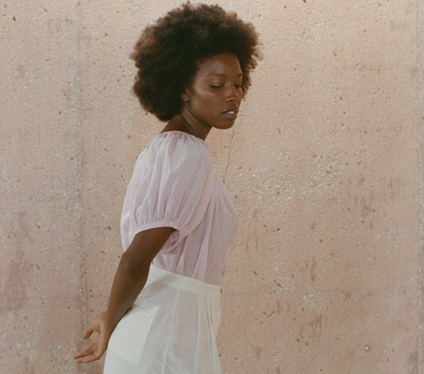 HMD -- JUNE TOP -- WISTERIA