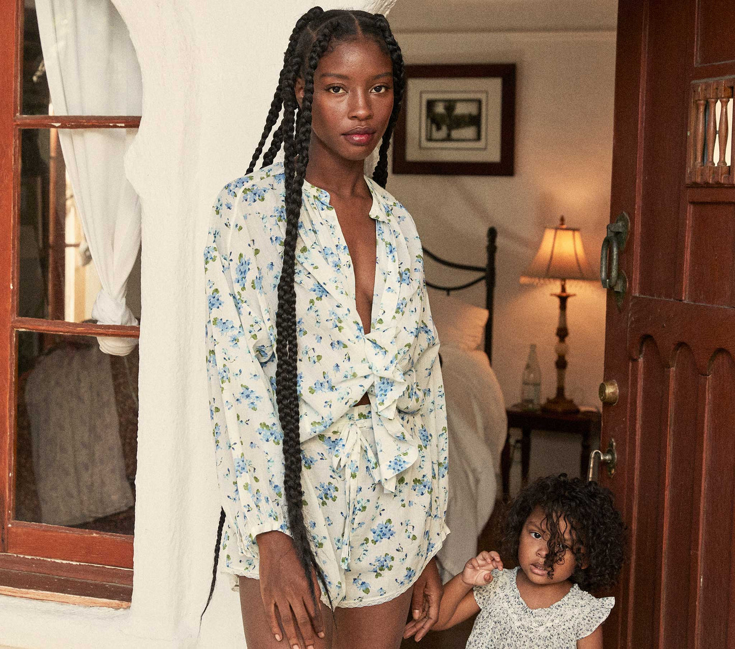 HMD -- THE JANE BLOUSE -- BLUE PRIMROSE FLORAL