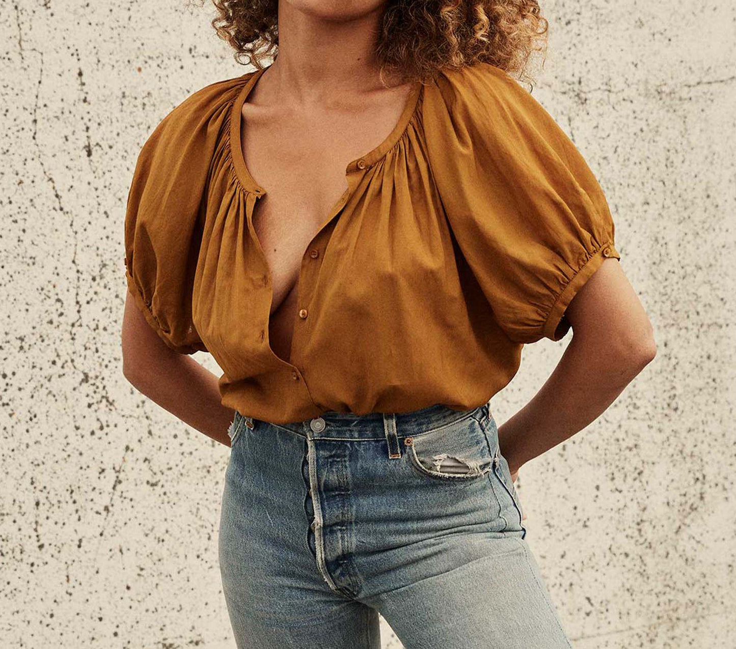 HMD -- JUNE TOP -- OAK