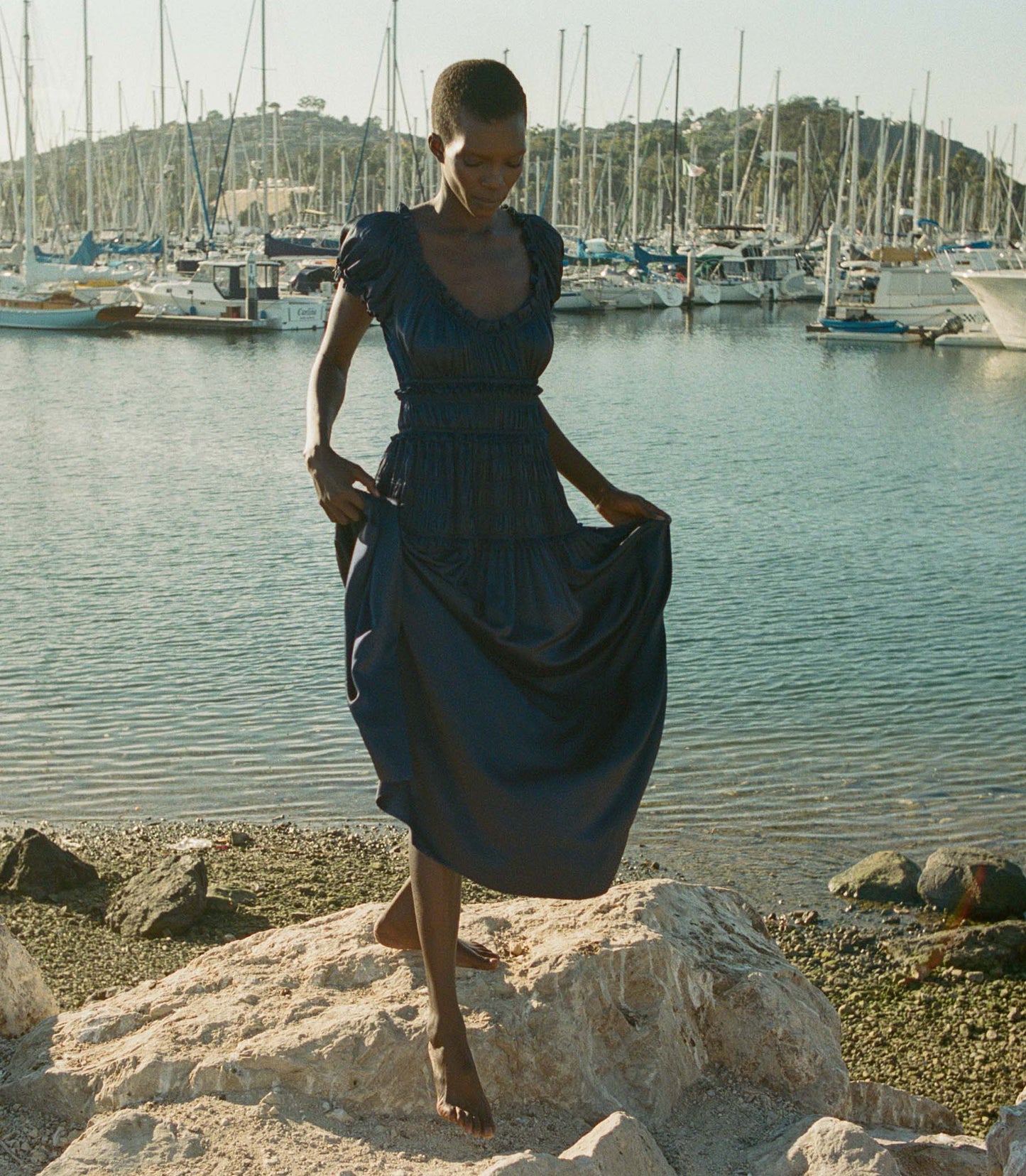 HMD -- LEANNE DRESS -- NAVY