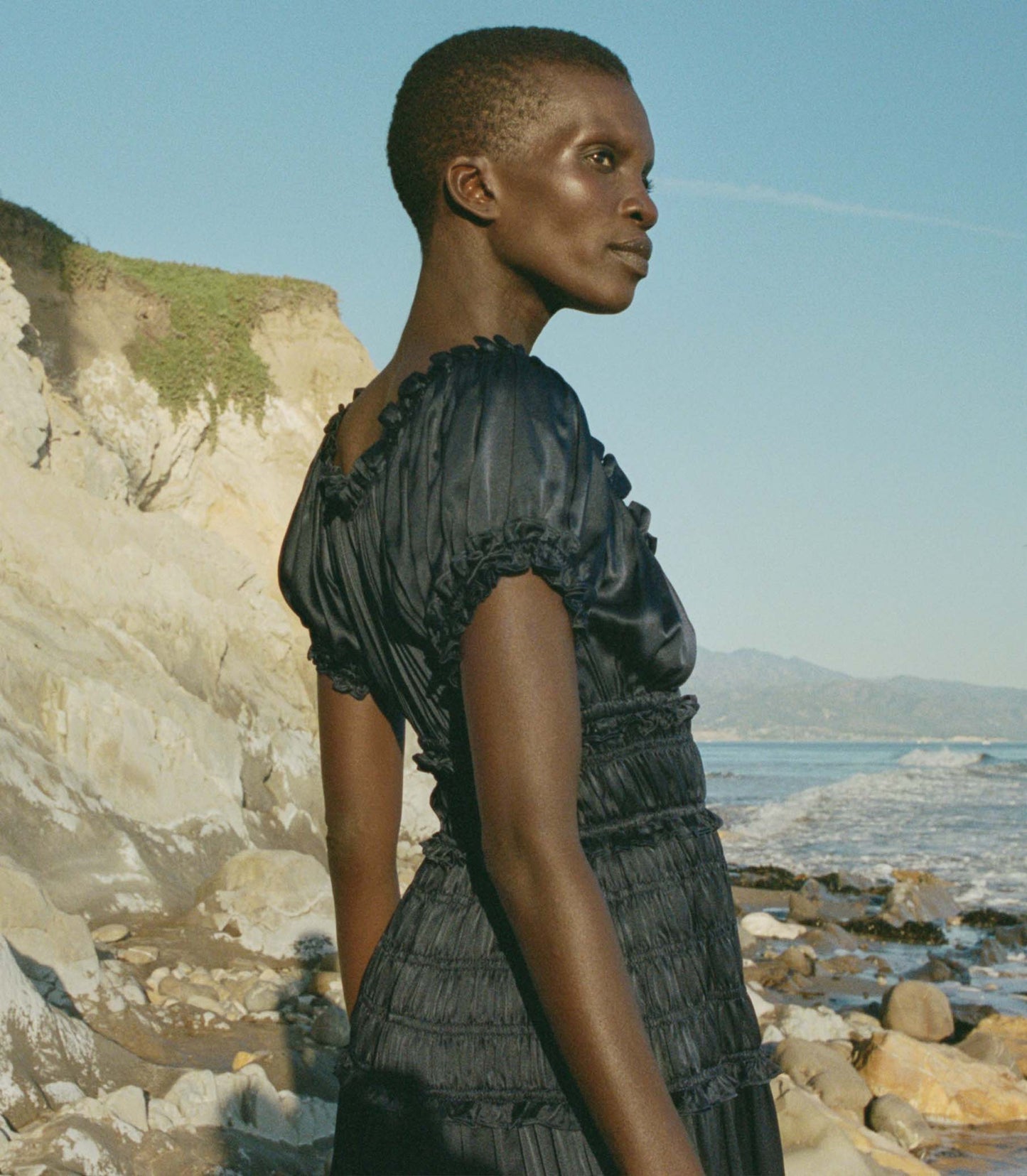 HMD -- LEANNE DRESS -- NAVY