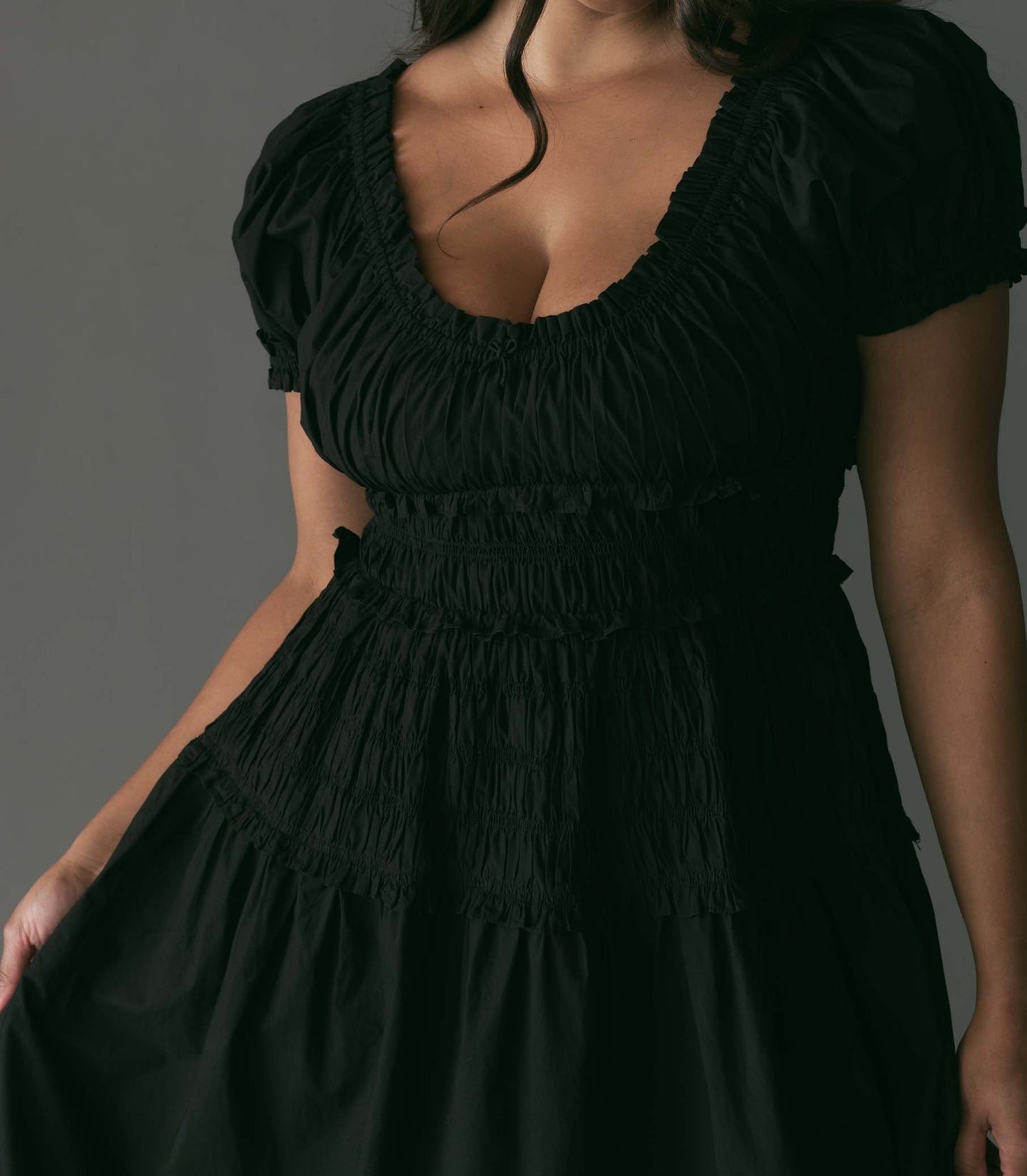 HMD -- LEANNE DRESS -- BLACK