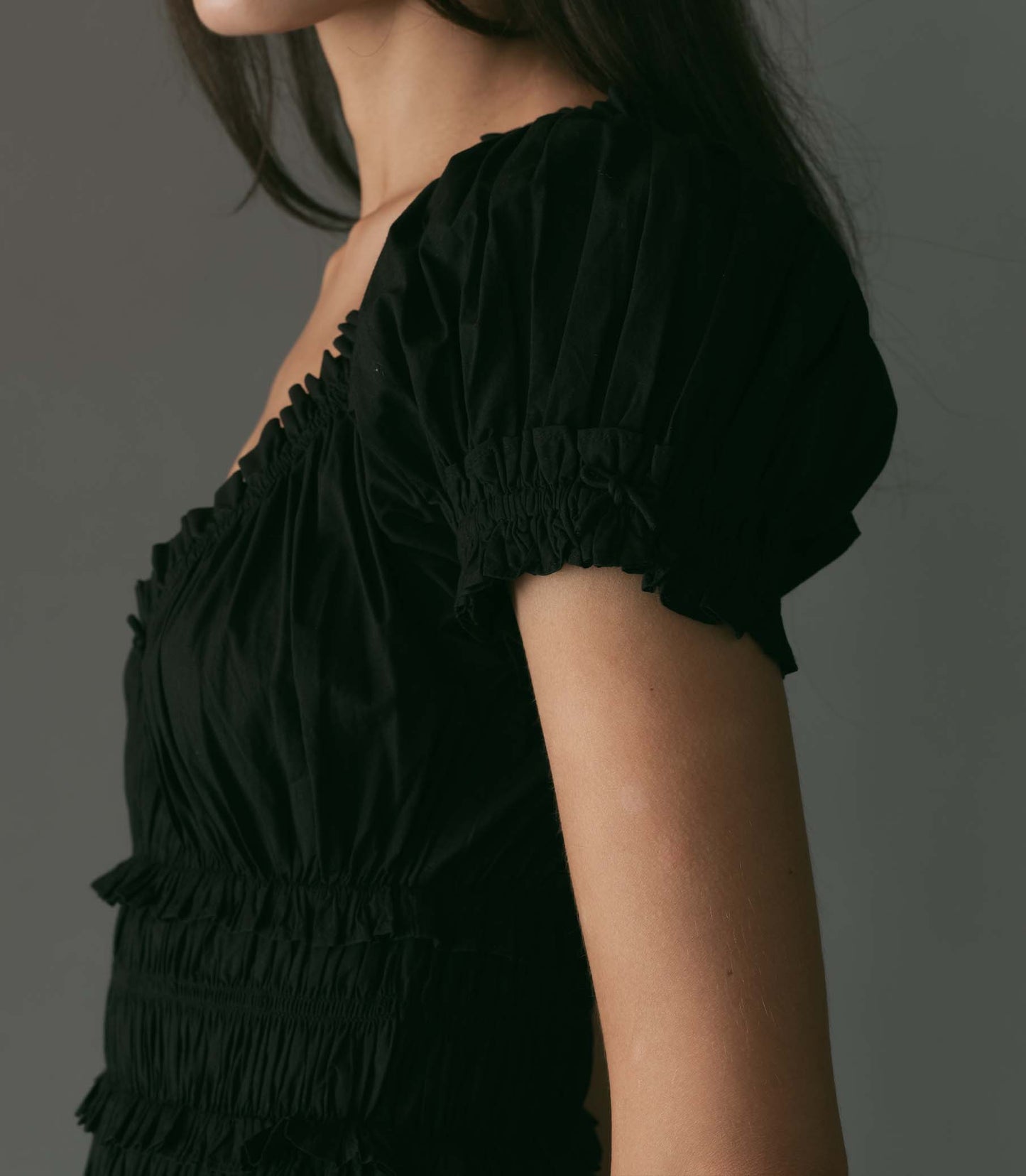 HMD -- LEANNE DRESS -- BLACK