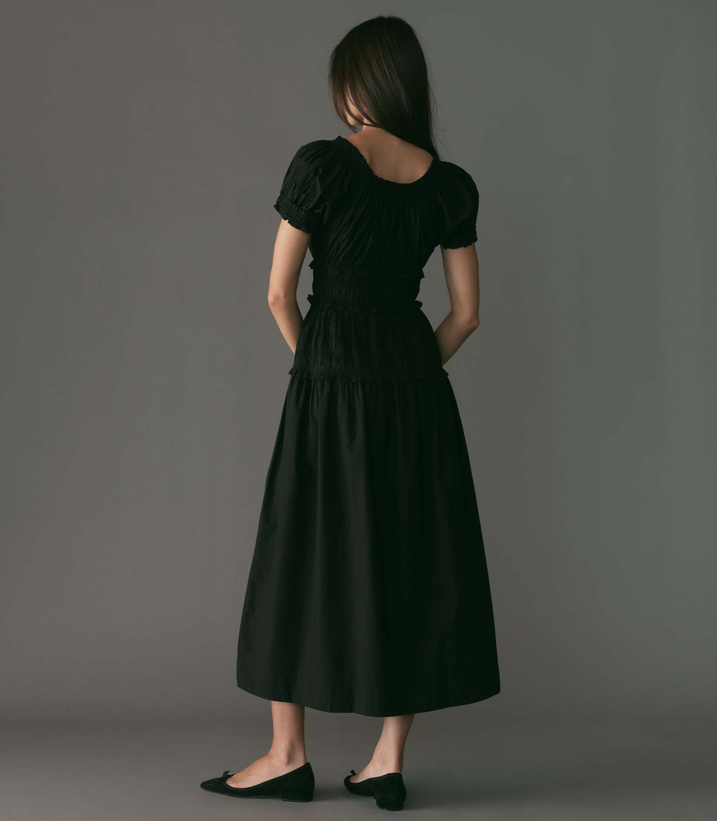HMD -- LEANNE DRESS -- BLACK