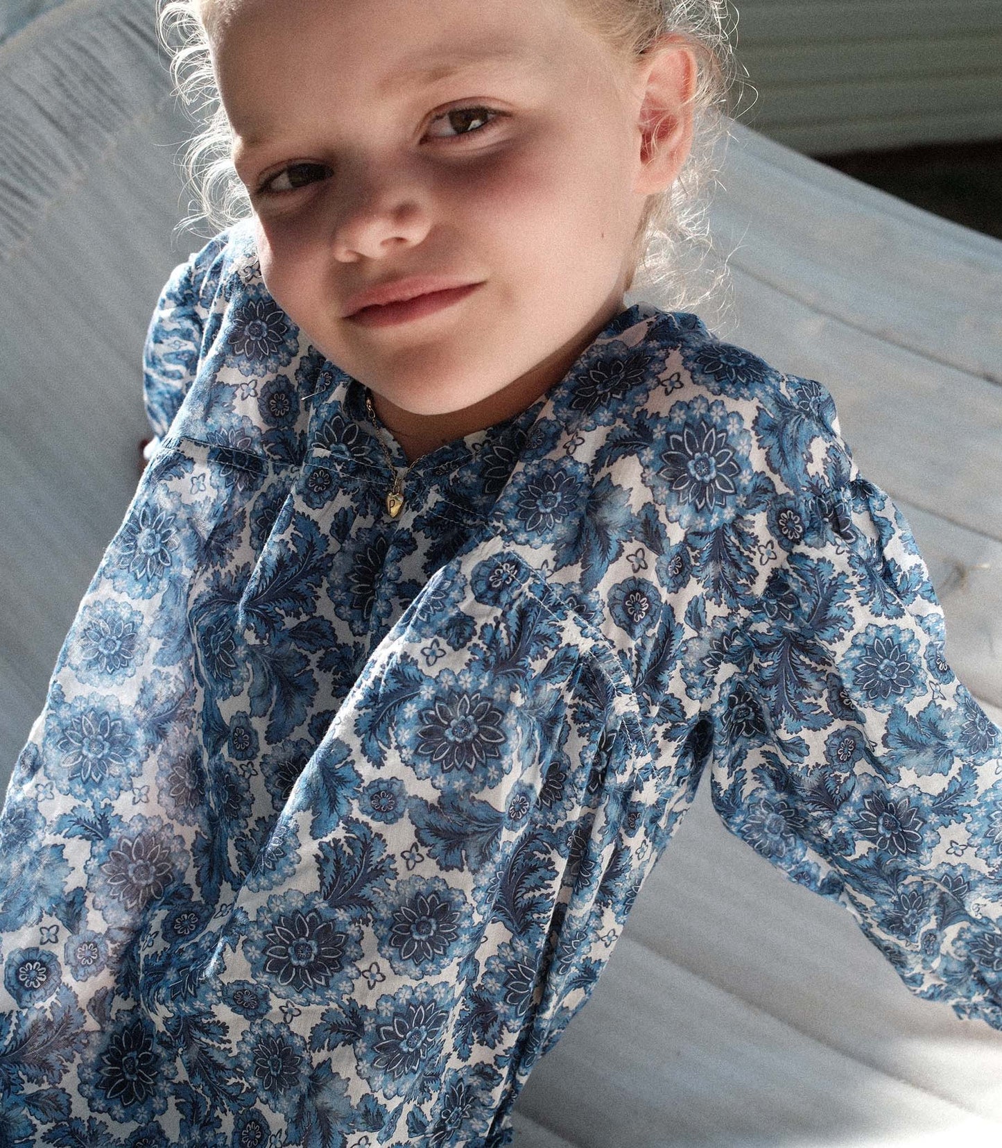 LITTLE MARCHE TOP -- BLEU SOLEIL FLEURIT