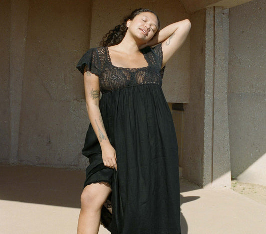 HMD -- LUCIENNE DRESS -- BLACK