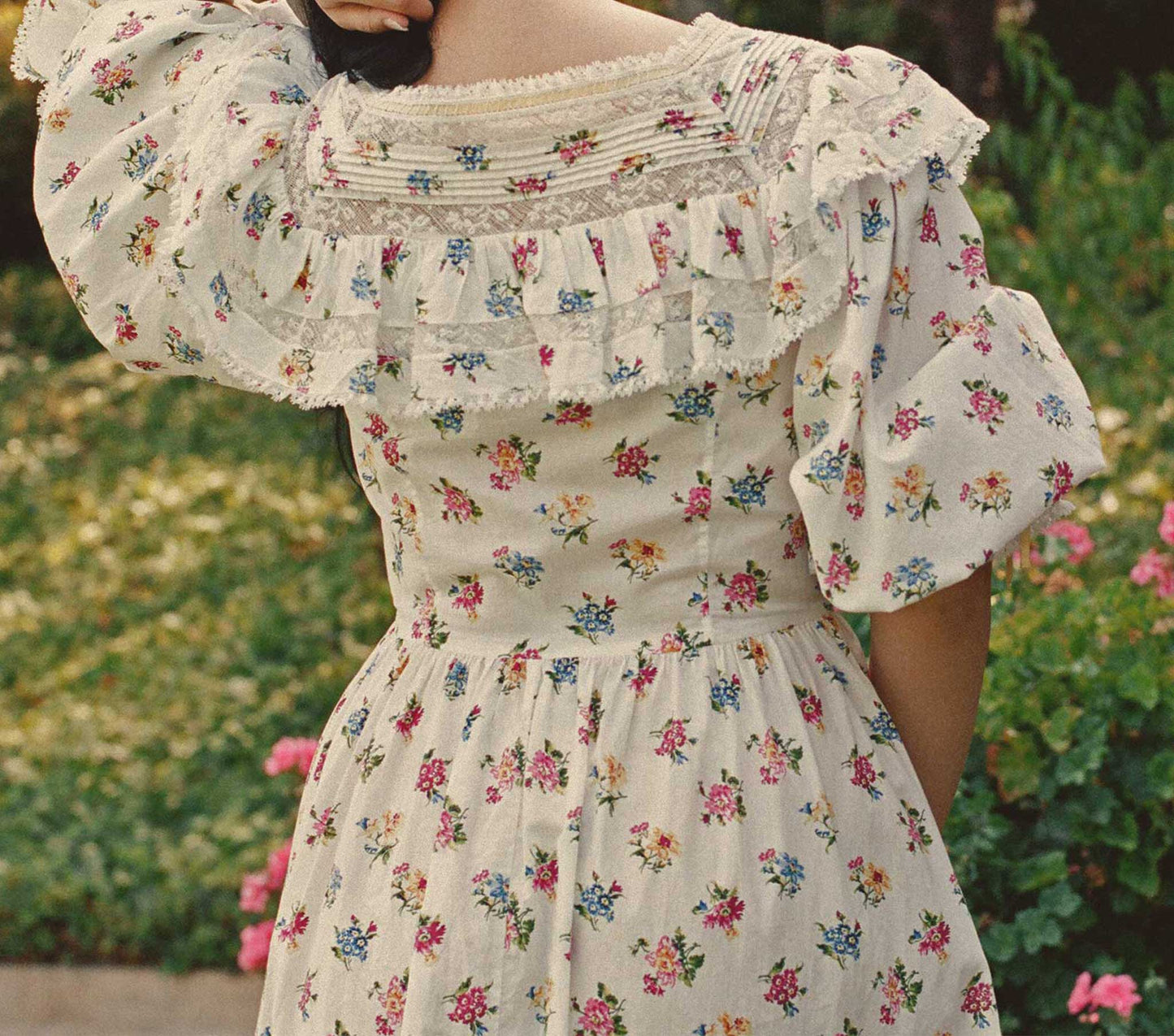 HMD -- LUCRETIA DRESS -- FLEURS DE JONQUILLE