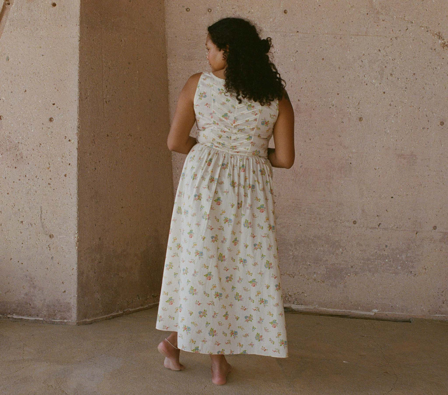 HMD -- MAE DRESS -- DILYS POSY