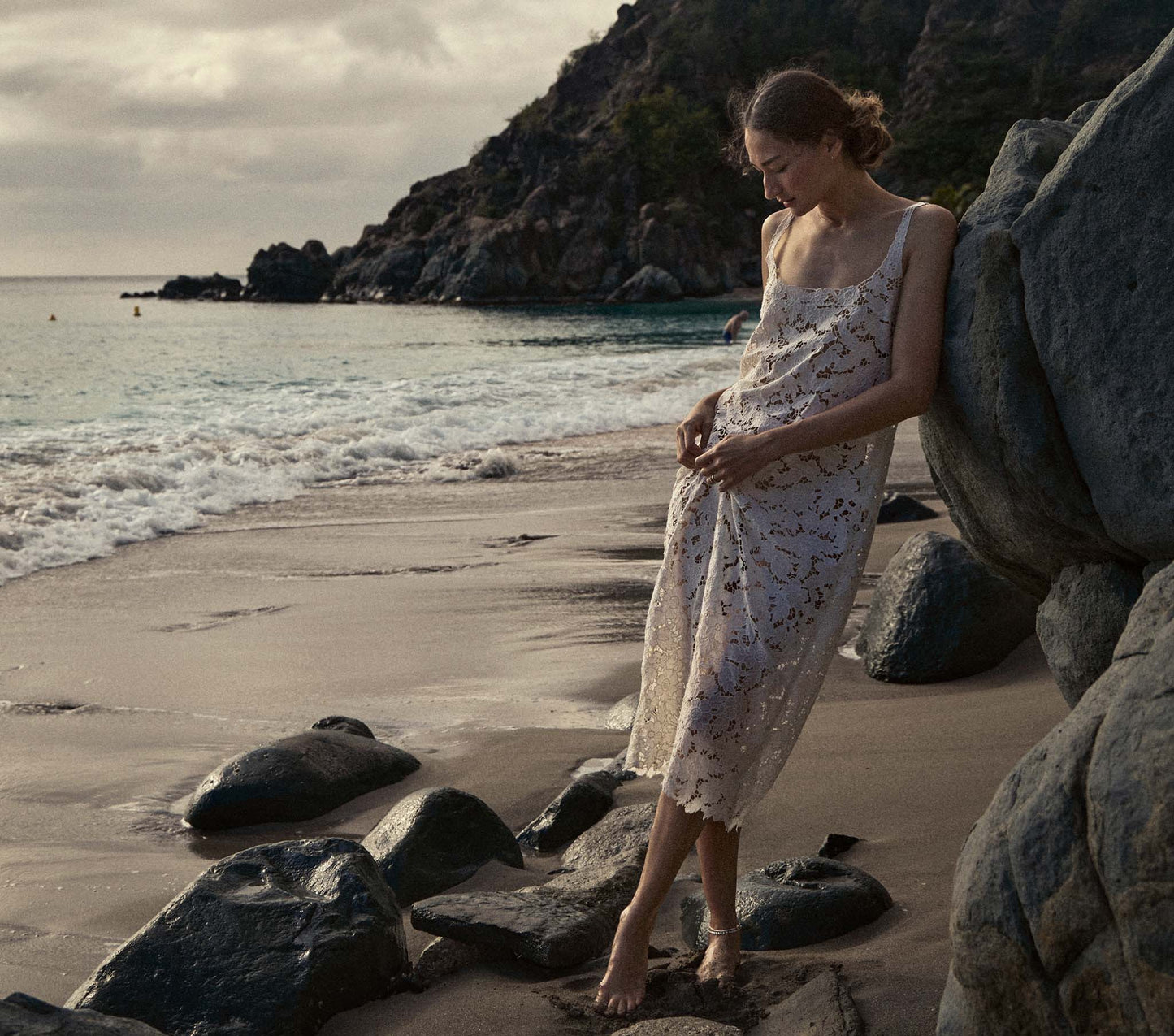 HMD -- MAISIE DRESS -- SALT