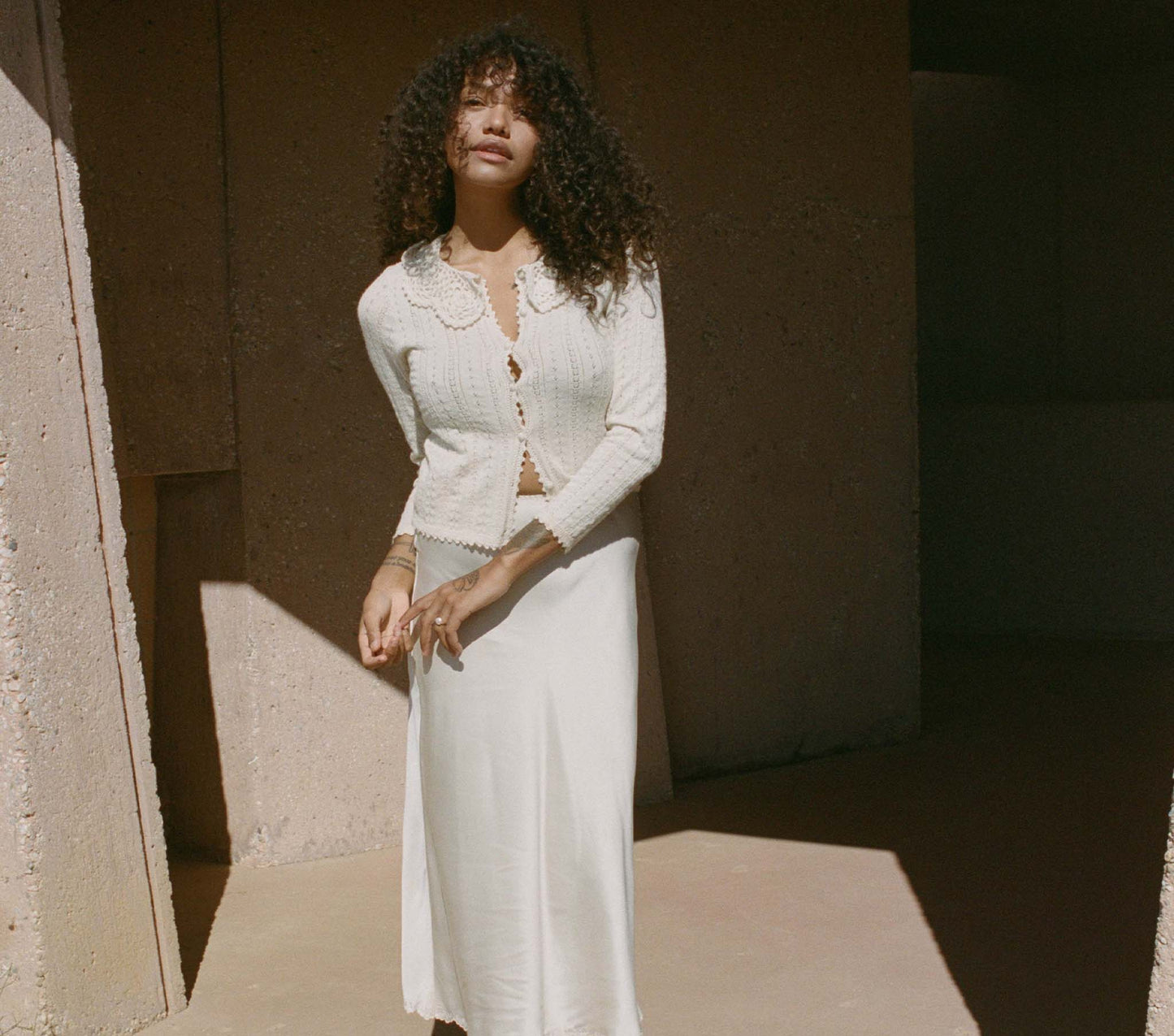 HMD -- MARIANA CARDIGAN -- MOONSTONE