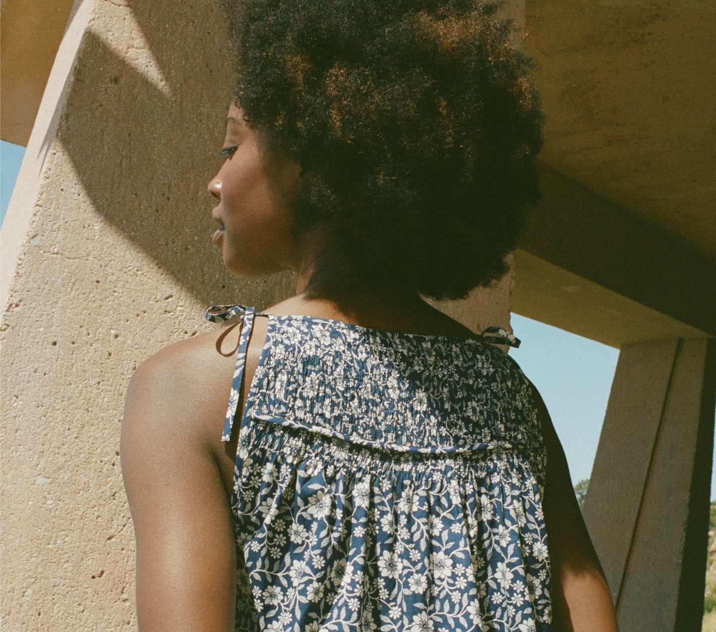 HMD -- MARJORIE DRESS -- BLUE JESSAMINE CALICO