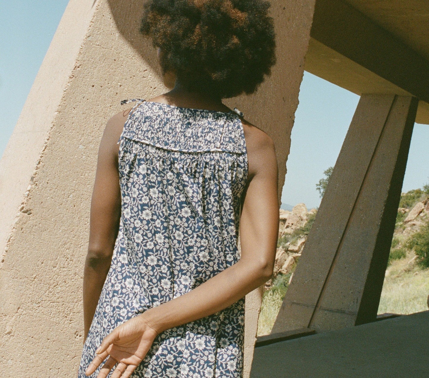 HMD -- MARJORIE DRESS -- BLUE JESSAMINE CALICO