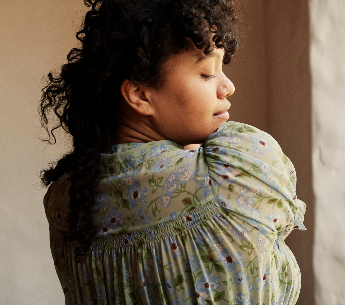 HMD -- MIRA DRESS -- GREEN STRAWBERRY MOON FLORAL