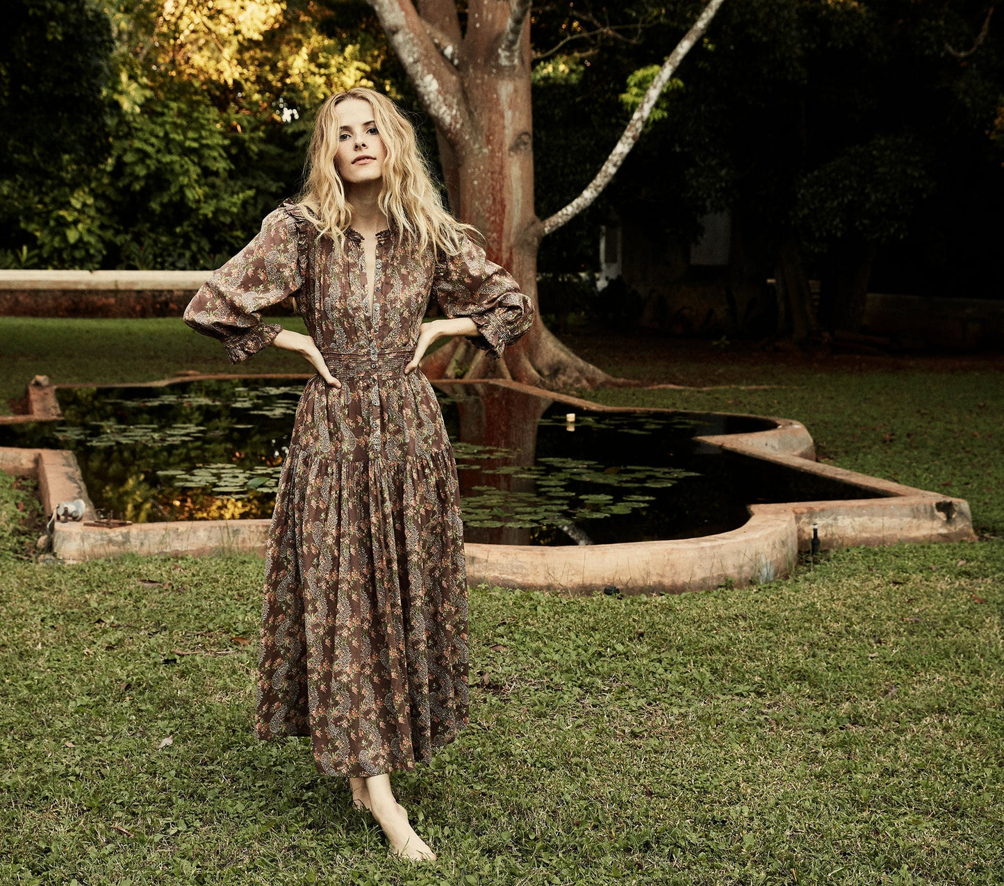 HMD -- MONET DRESS -- COUNTRY ROSE