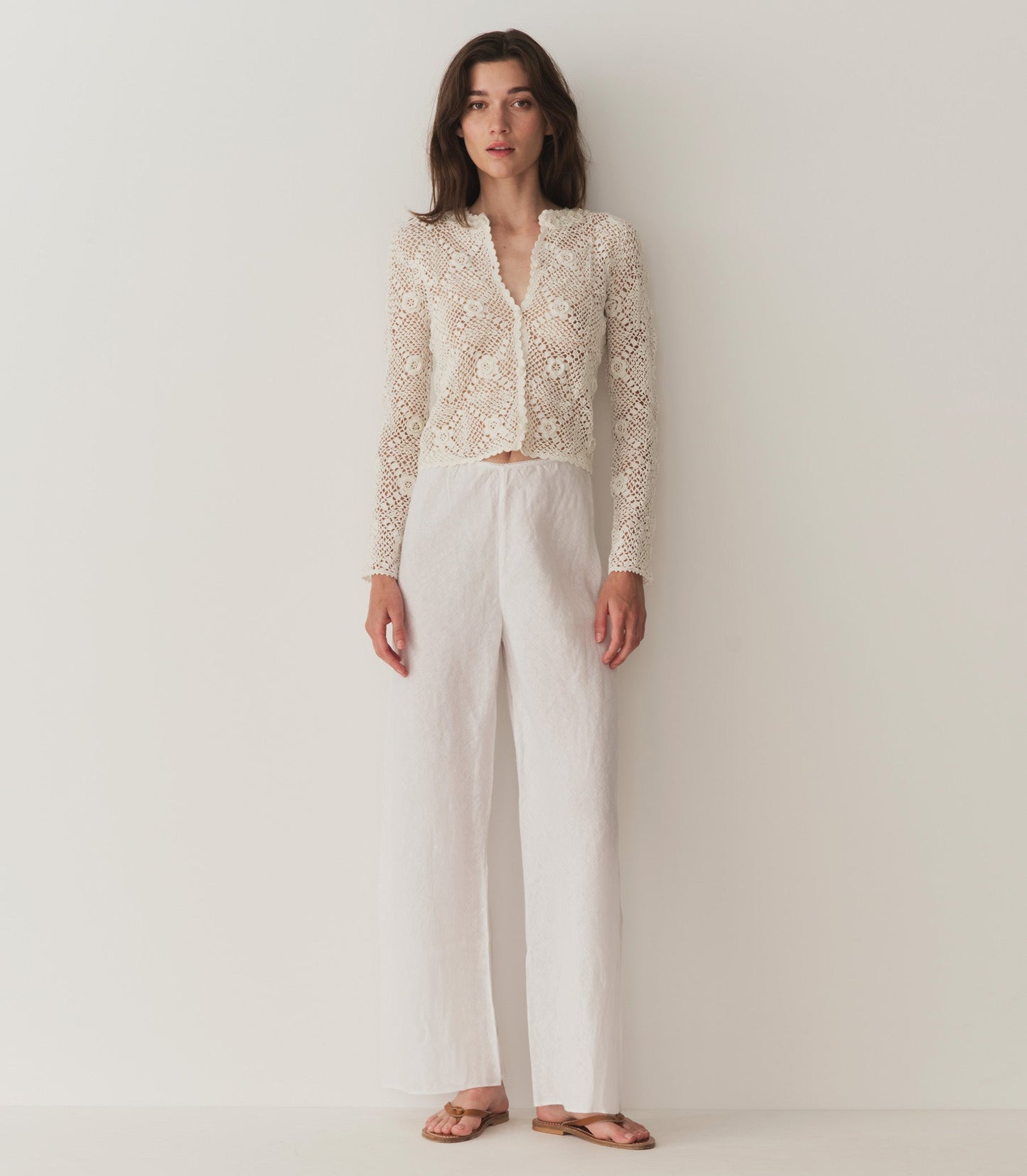 HMD -- OTTOLINE CARDIGAN -- PEARL