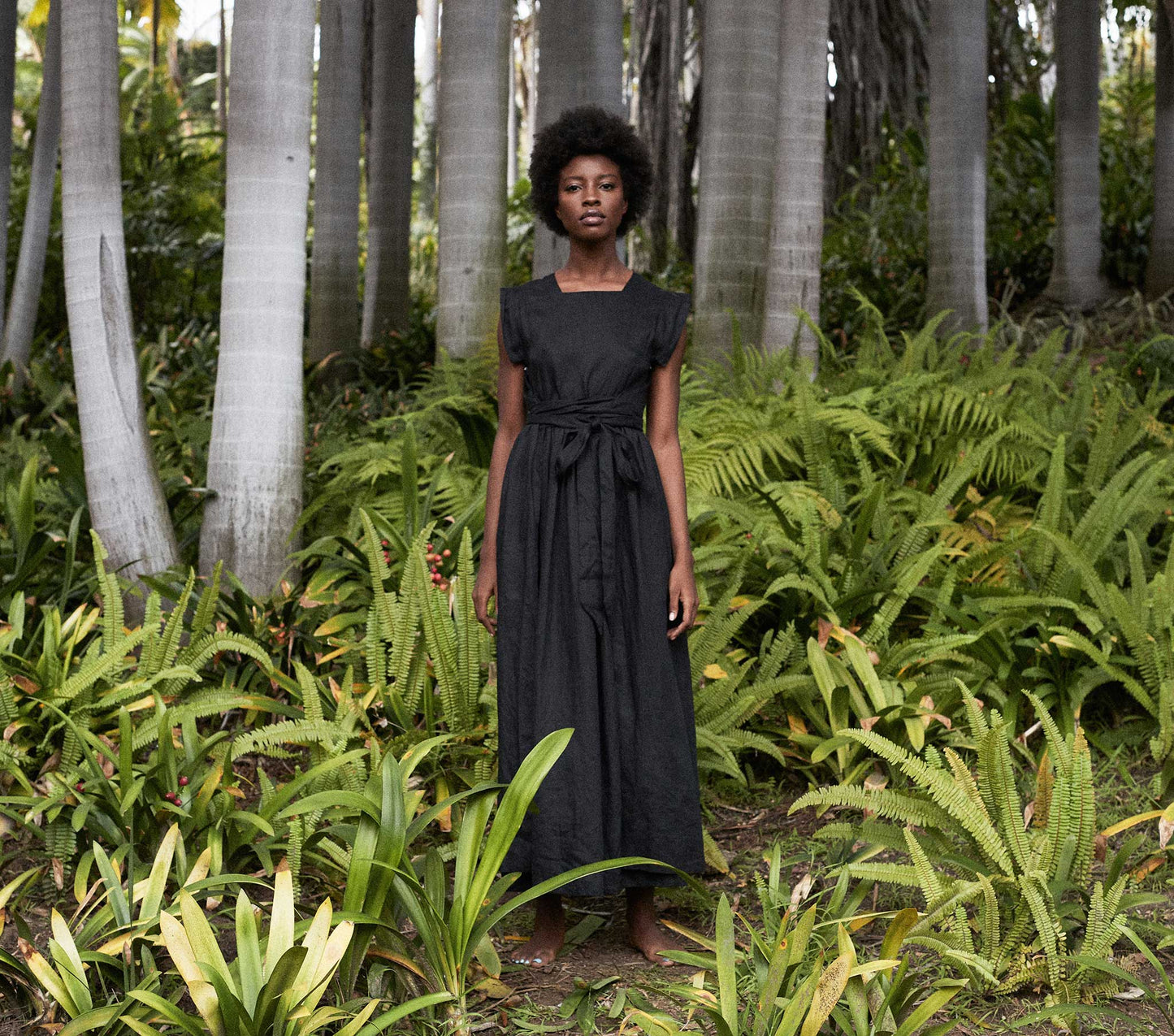 HMD -- PACIFICA DRESS -- BLACK