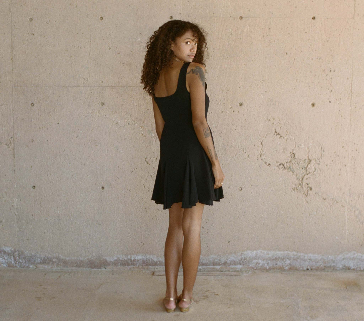 HMD -- PORTO DRESS -- BLACK