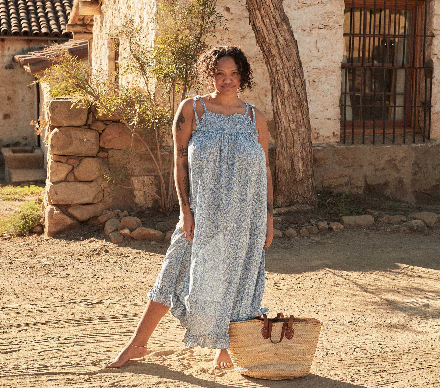 HMD -- PLUMOSA DRESS -- BLUE GARDEN BLOOM