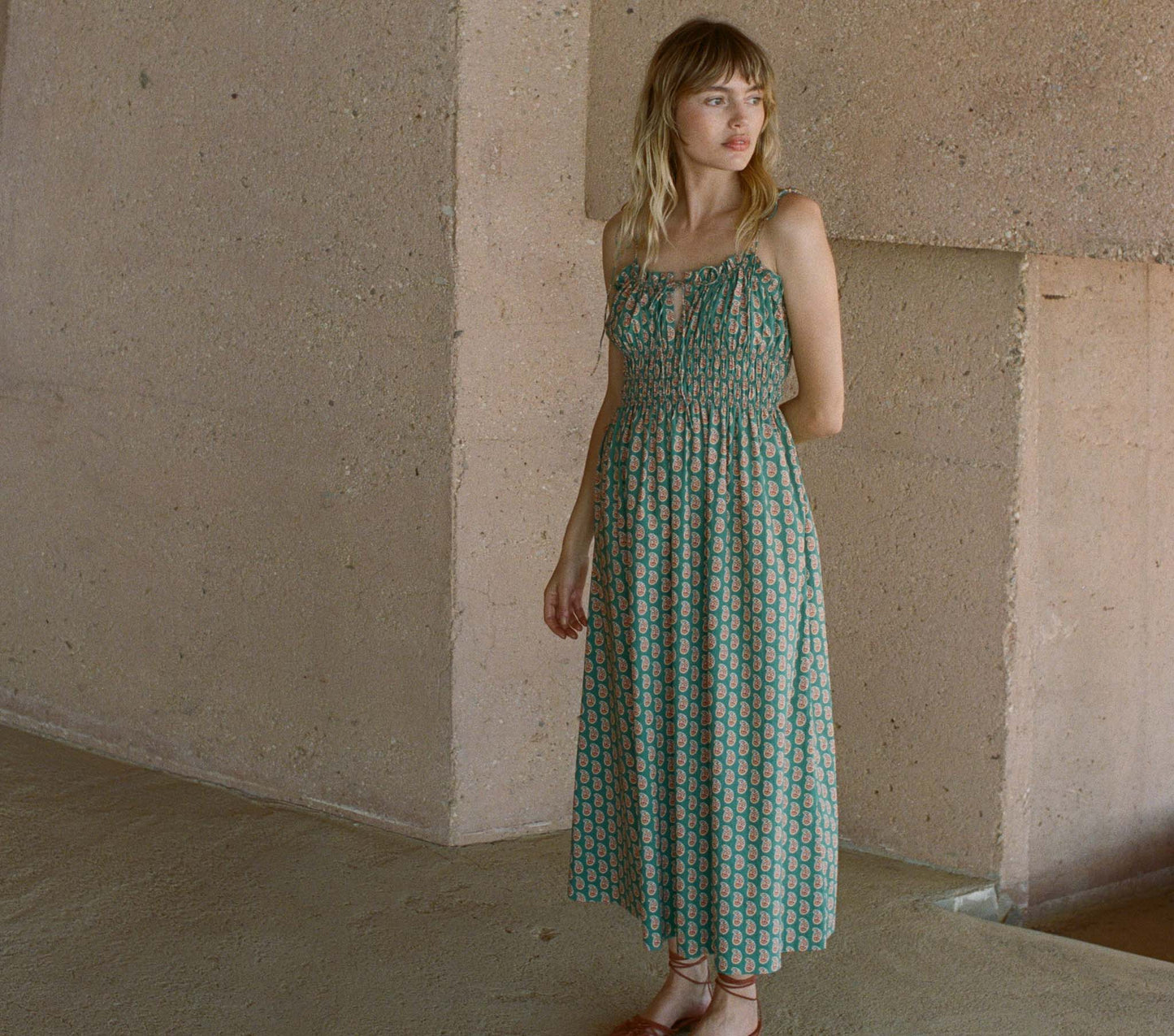 HMD -- RHODA DRESS -- SUNRISE PAISLEY