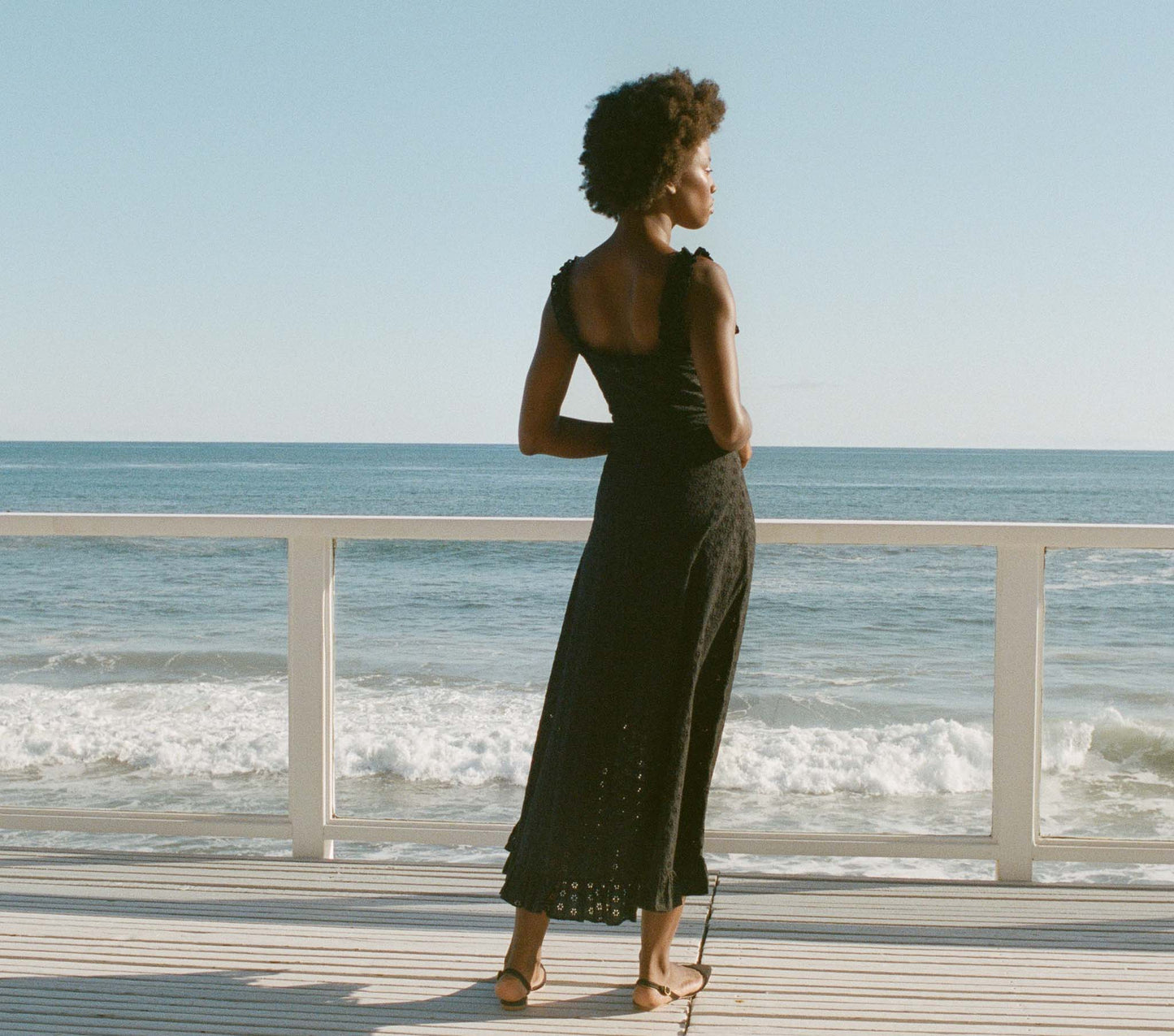 HMD -- ROMA DRESS -- BLACK