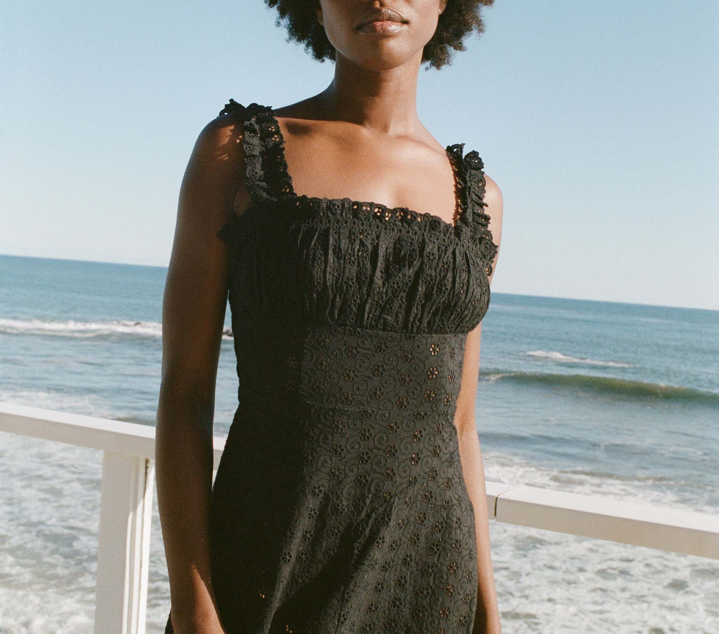 HMD -- ROMA DRESS -- BLACK