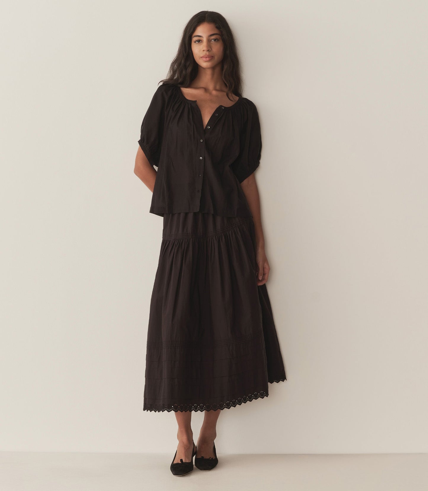 HMD -- SEBASTIANE SKIRT -- BLACK