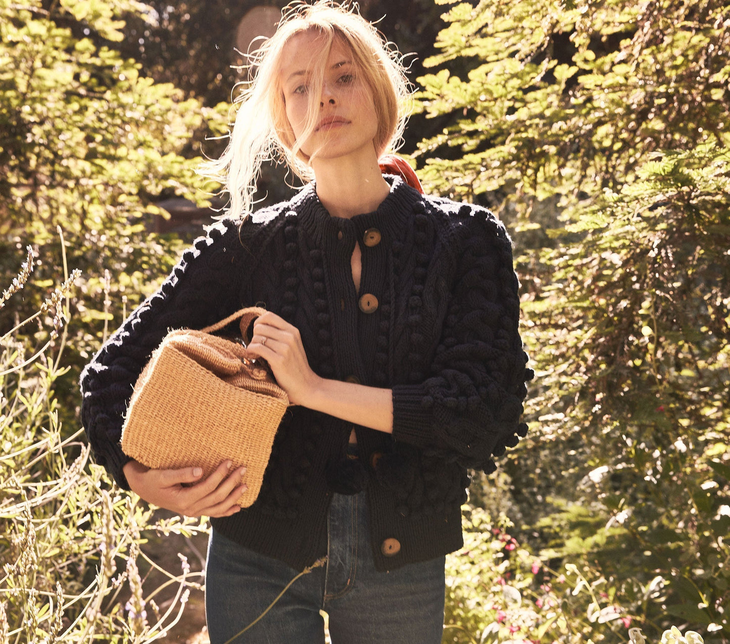 HMD -- POMME SWEATER -- NAVY