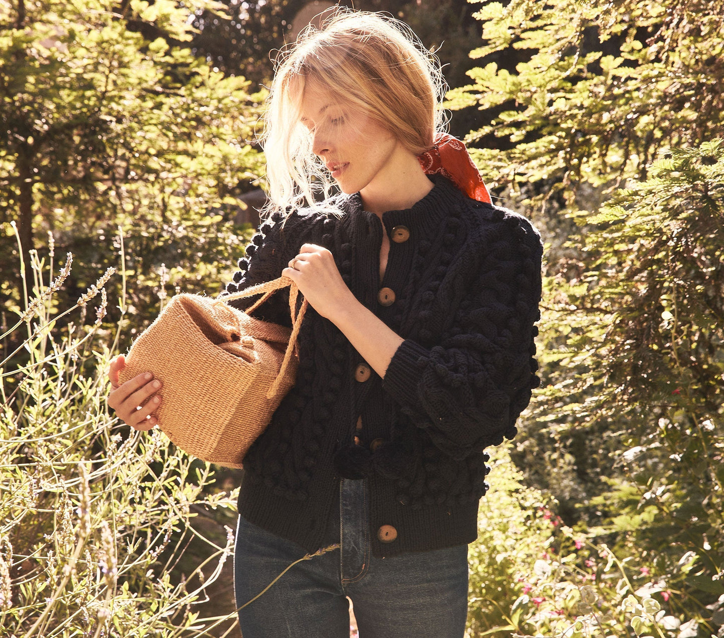 HMD -- POMME SWEATER -- NAVY