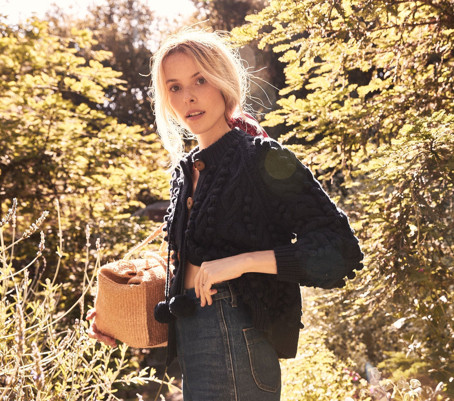 HMD -- POMME SWEATER -- NAVY