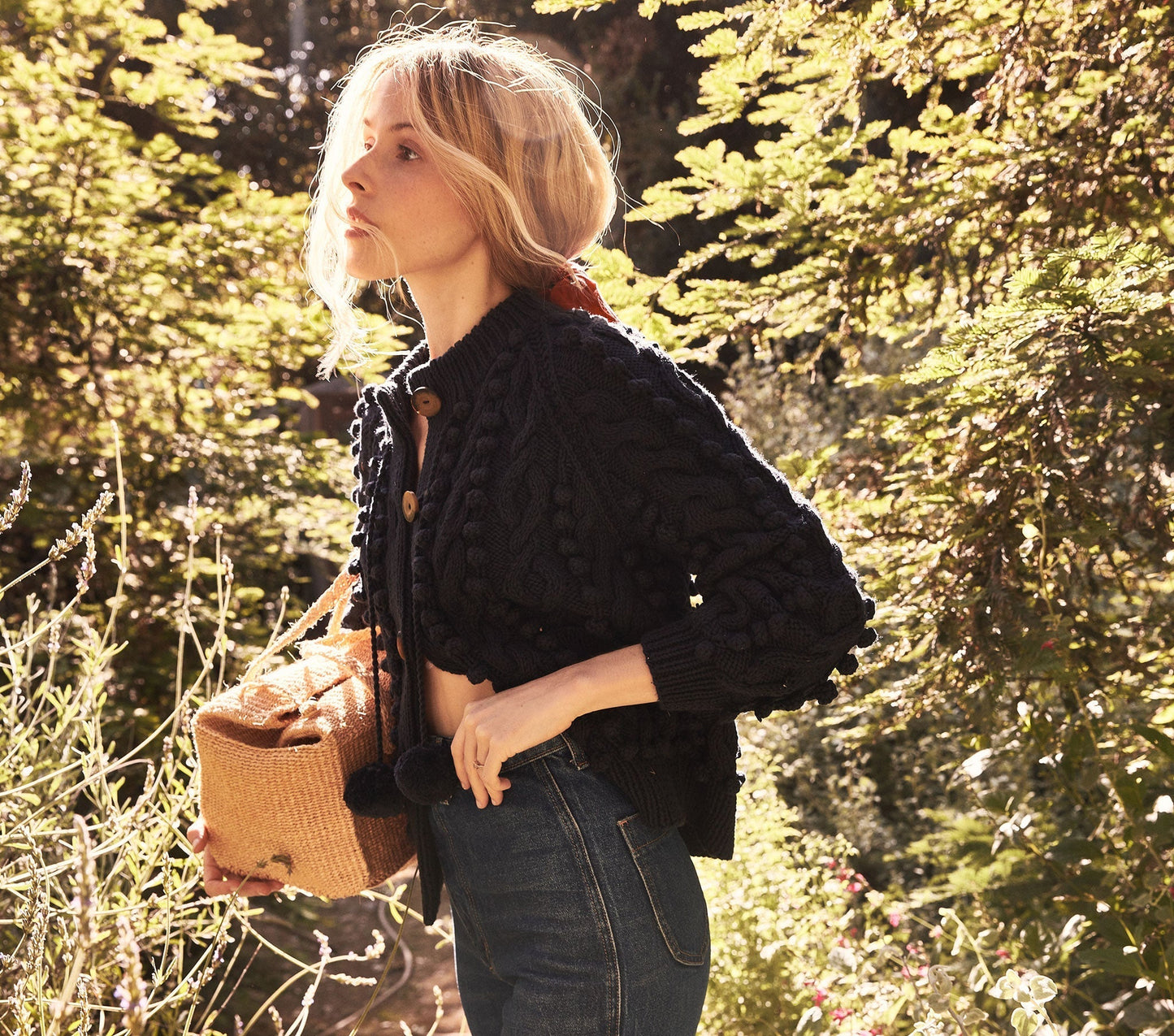 HMD -- POMME SWEATER -- NAVY