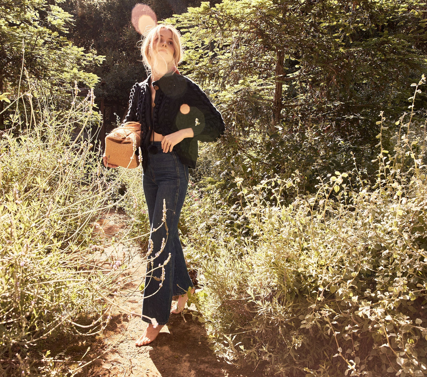 HMD -- POMME SWEATER -- NAVY