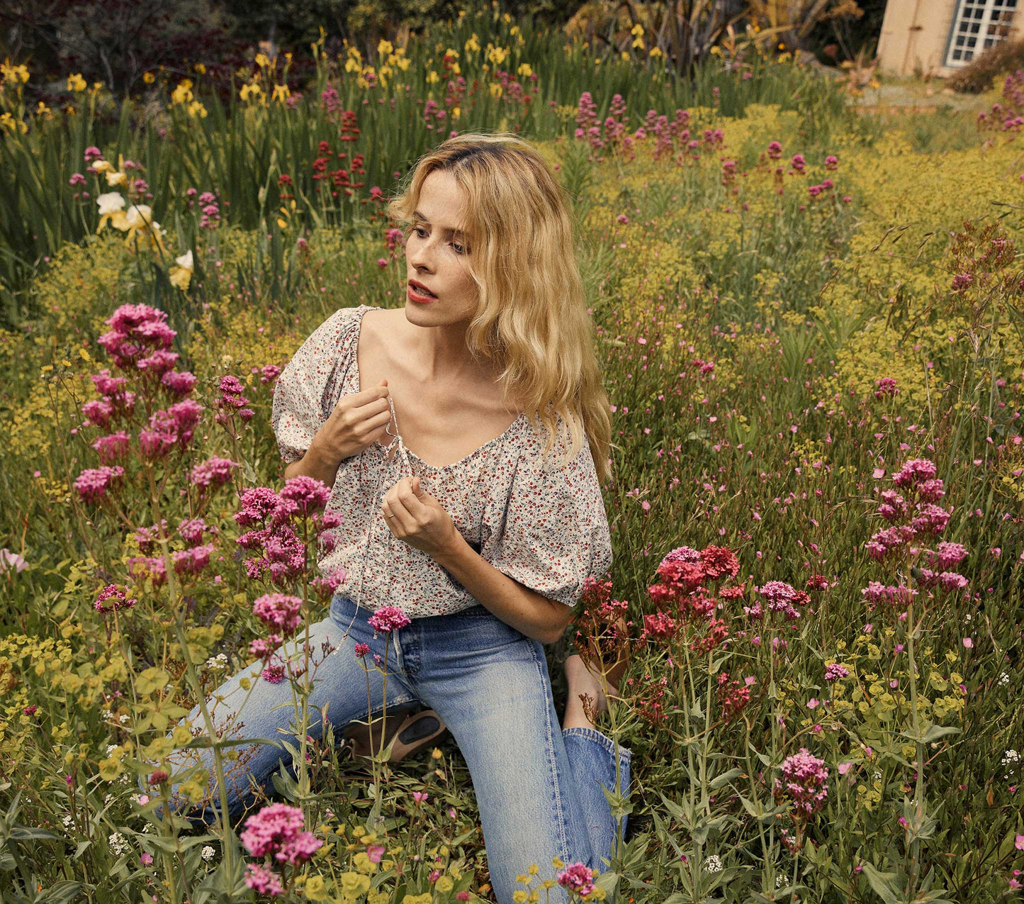 HMD -- LOTUS TOP -- BRIARWOOD FLORAL