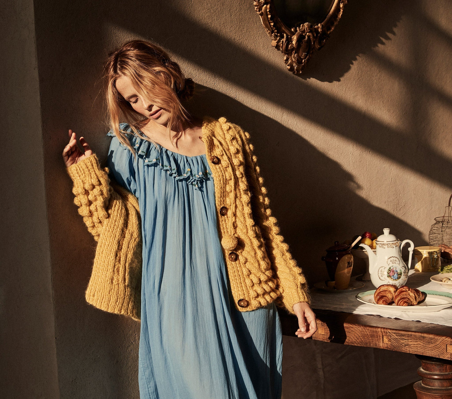 HMD -- SOLARIS NIGHTGOWN -- MEDALLION BLUE